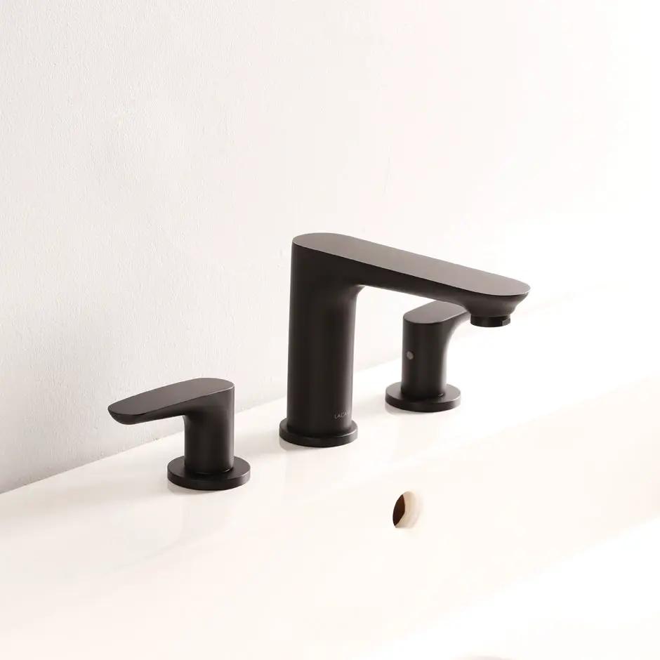 matte black faucet