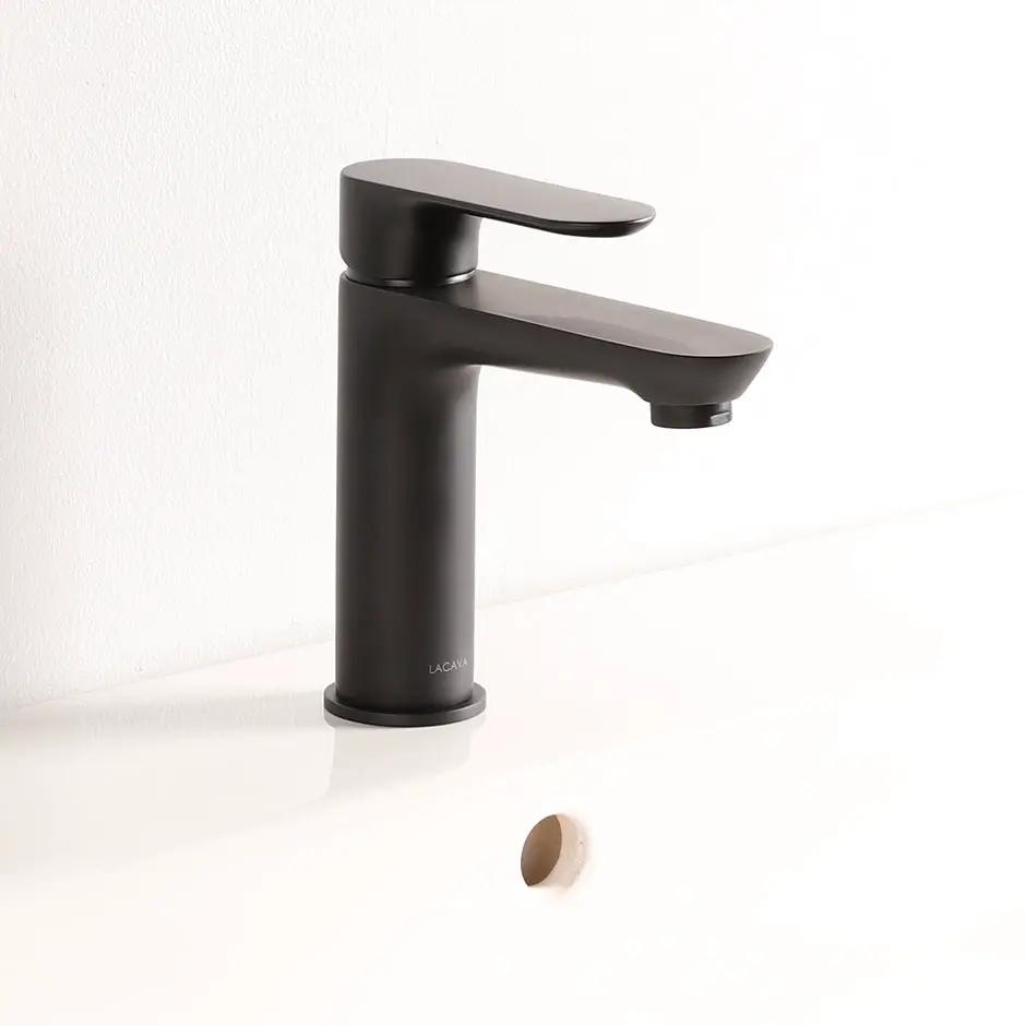 matte black faucet
