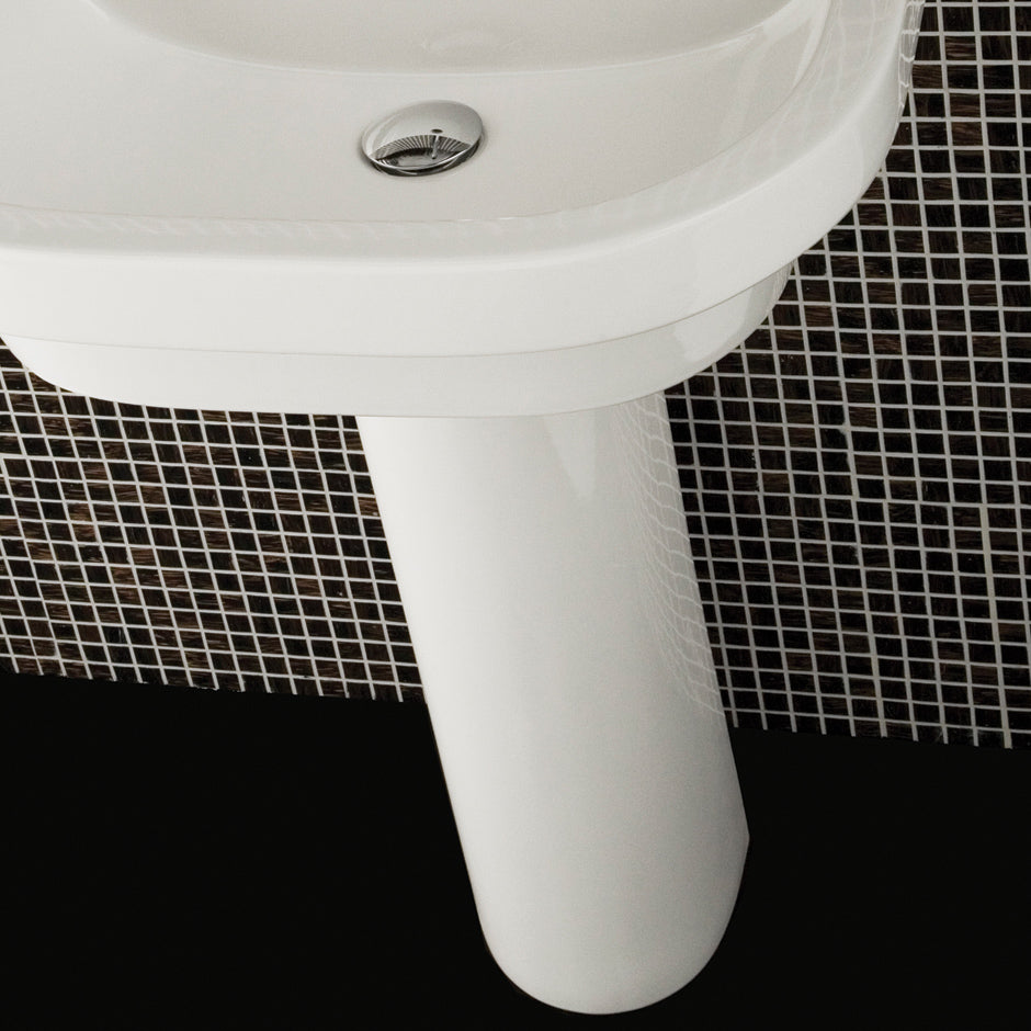 white sink