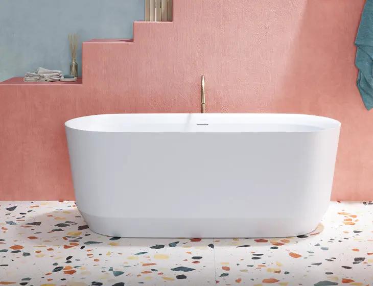 white bathtub