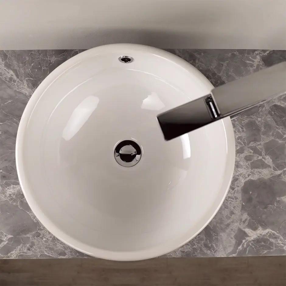 white sink