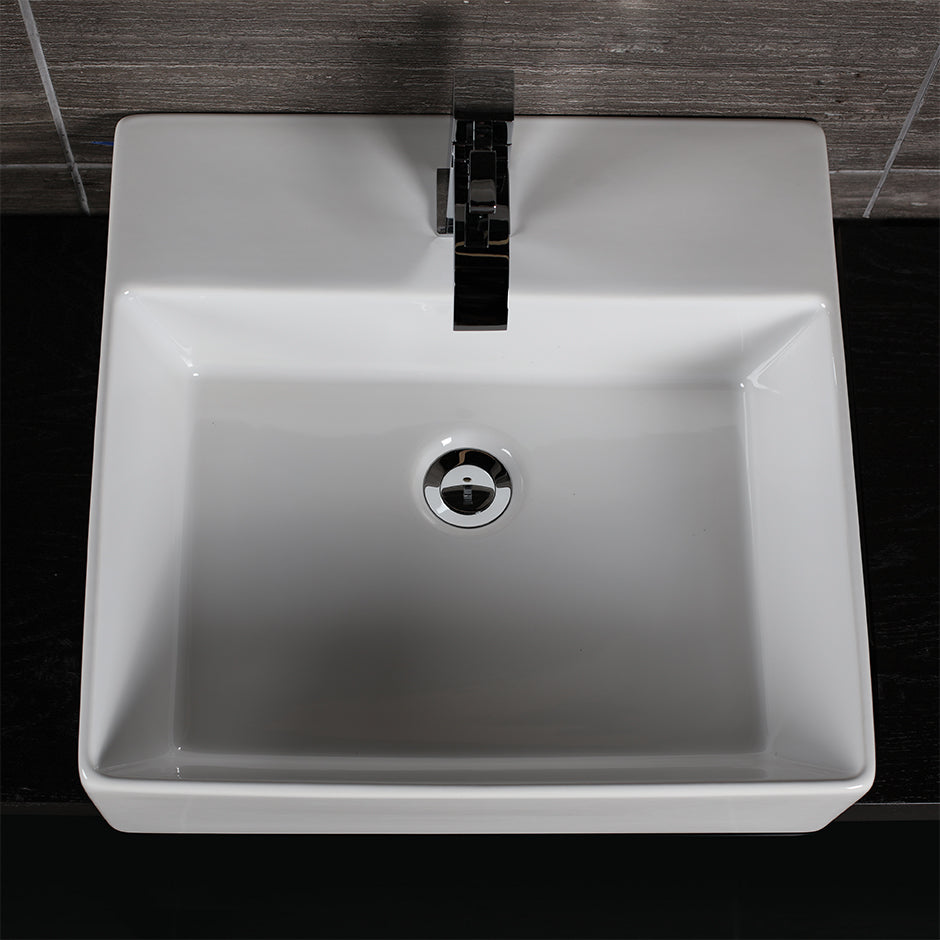 white sink