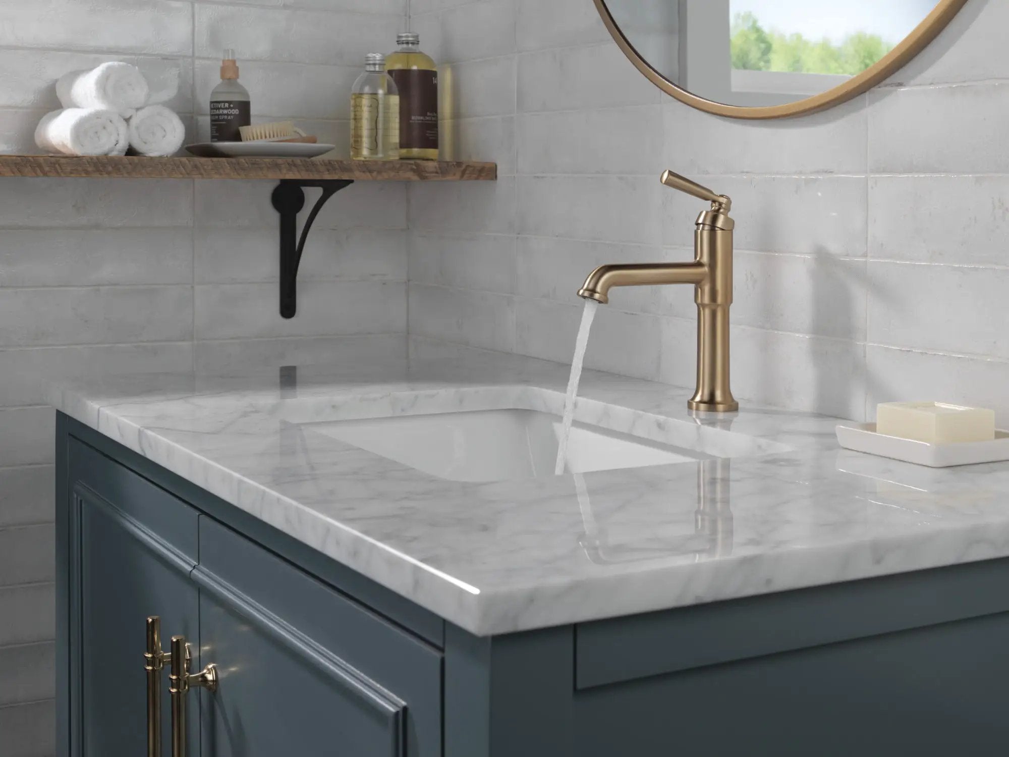 champagne bronze bathroom faucet