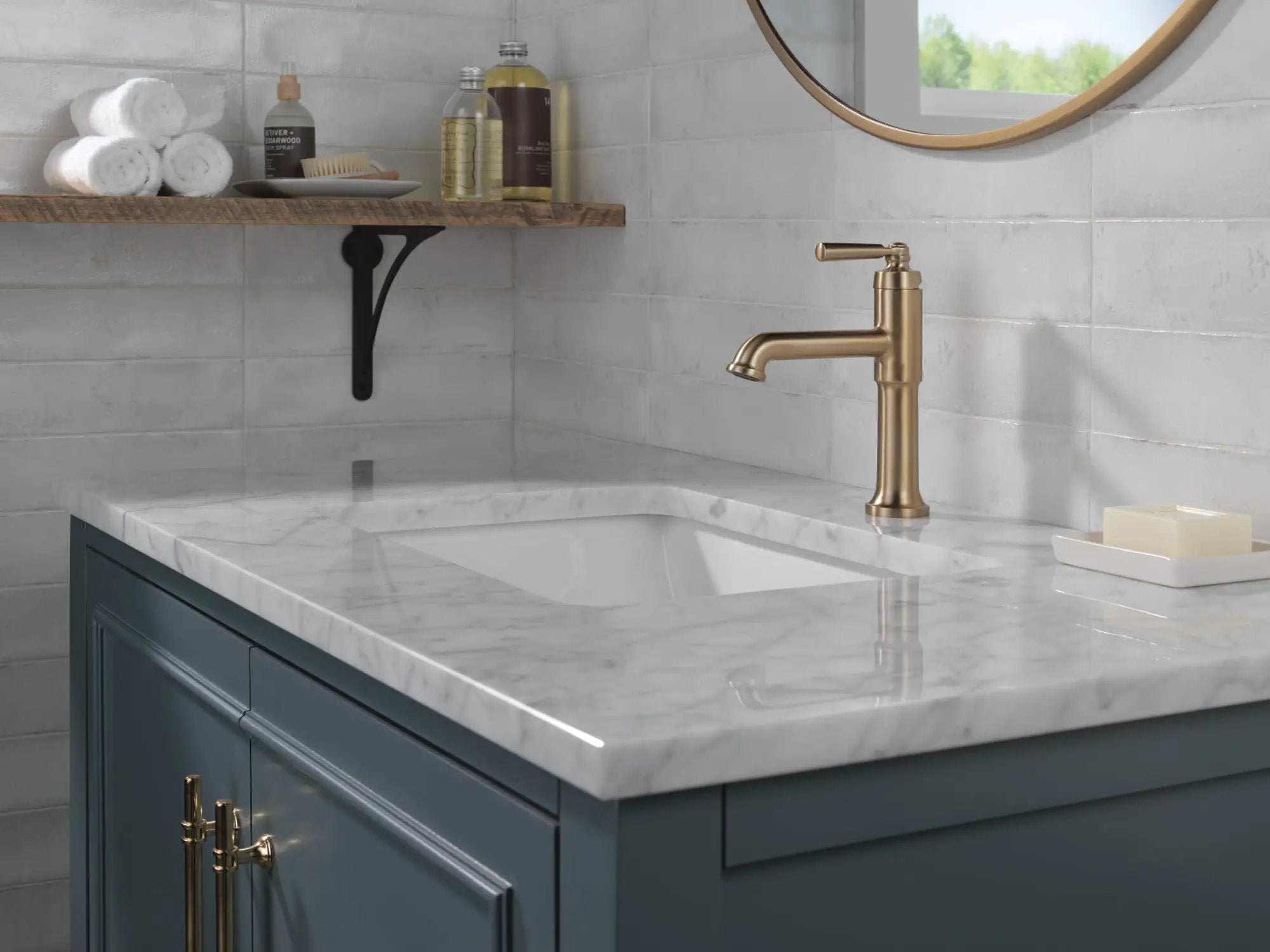 champagne bronze bathroom faucet