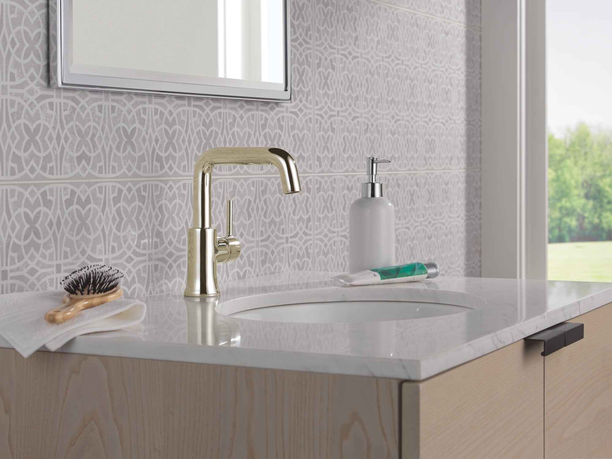 polished nickel bathroom faucet