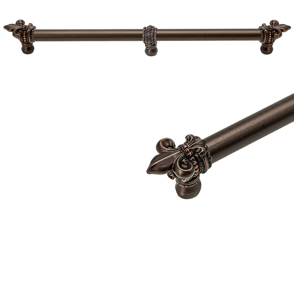 Carpe Diem Charlemagne Large Fleur De Lys Appliance/Long Pull - 5/8" Smooth Bar and Center Brace