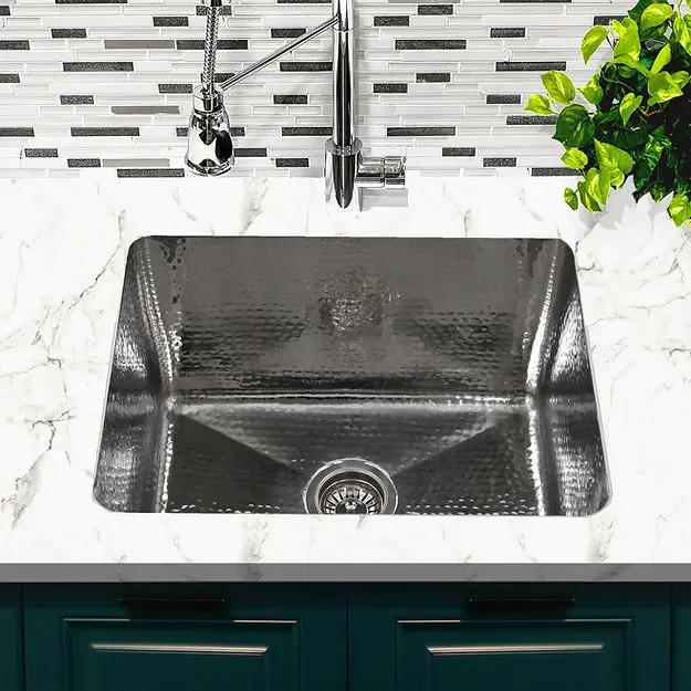 stainless steel kitchen sink