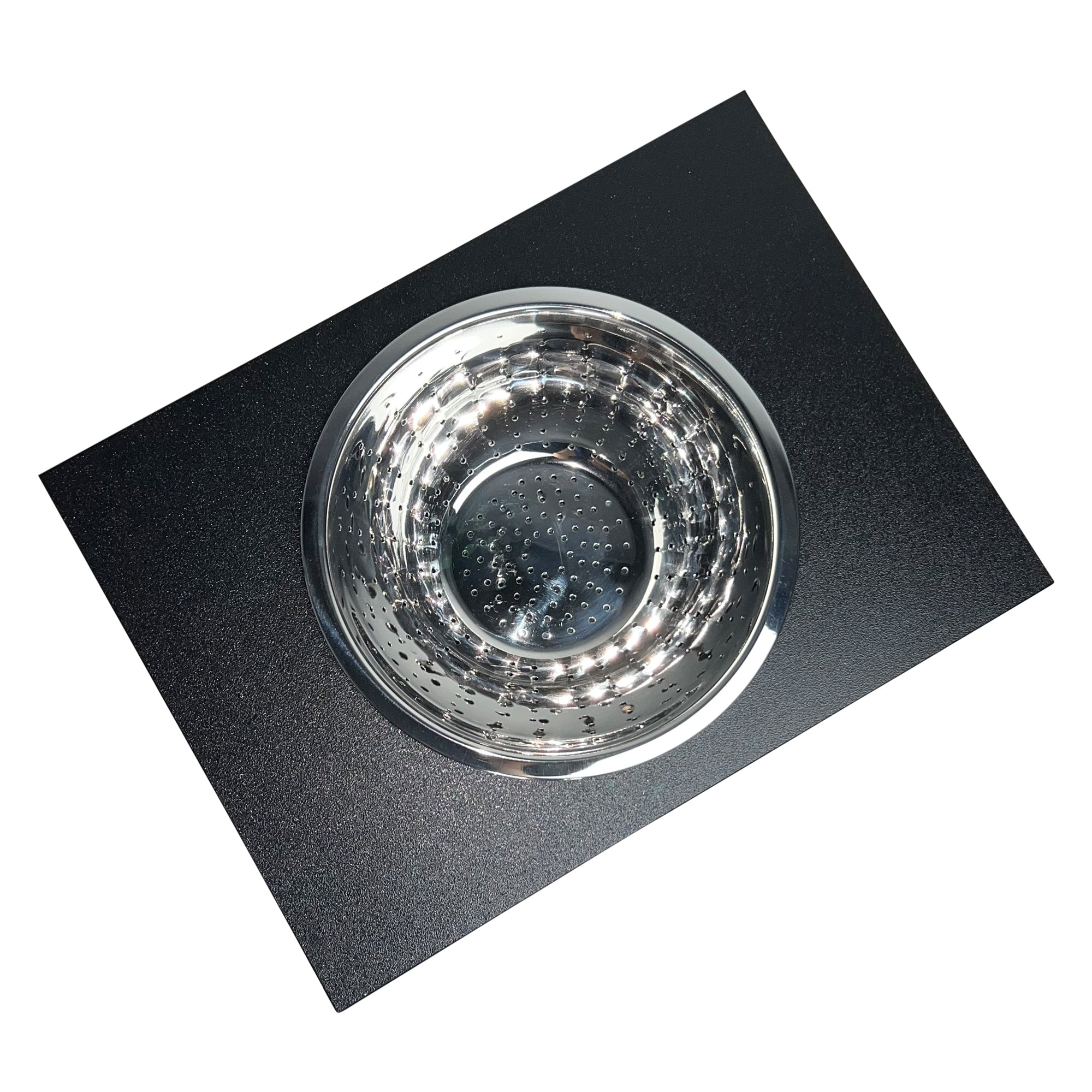 black condiment tray