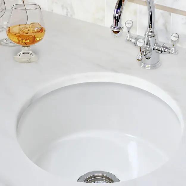white kitchen sink