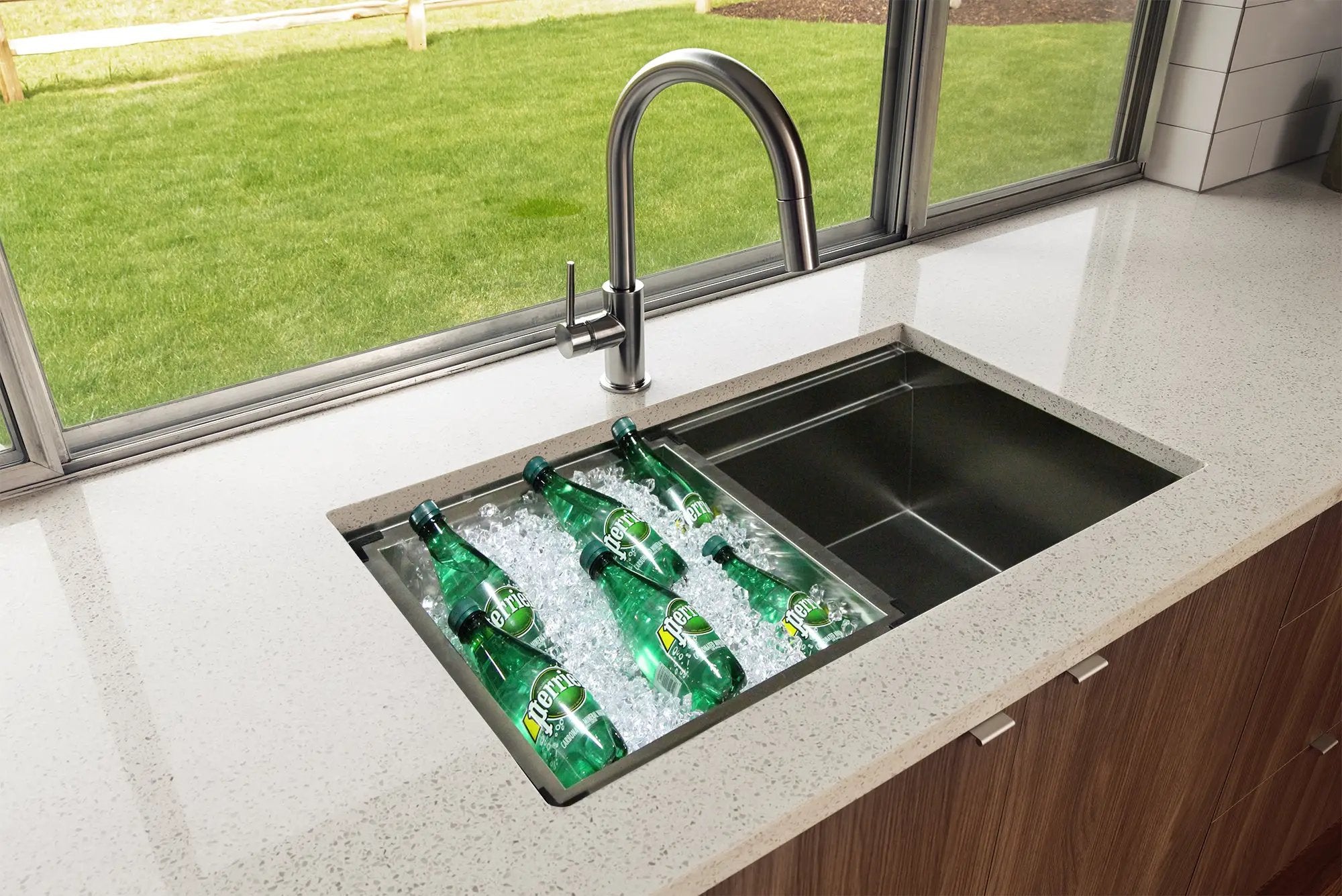 stainless steel kitchen sink