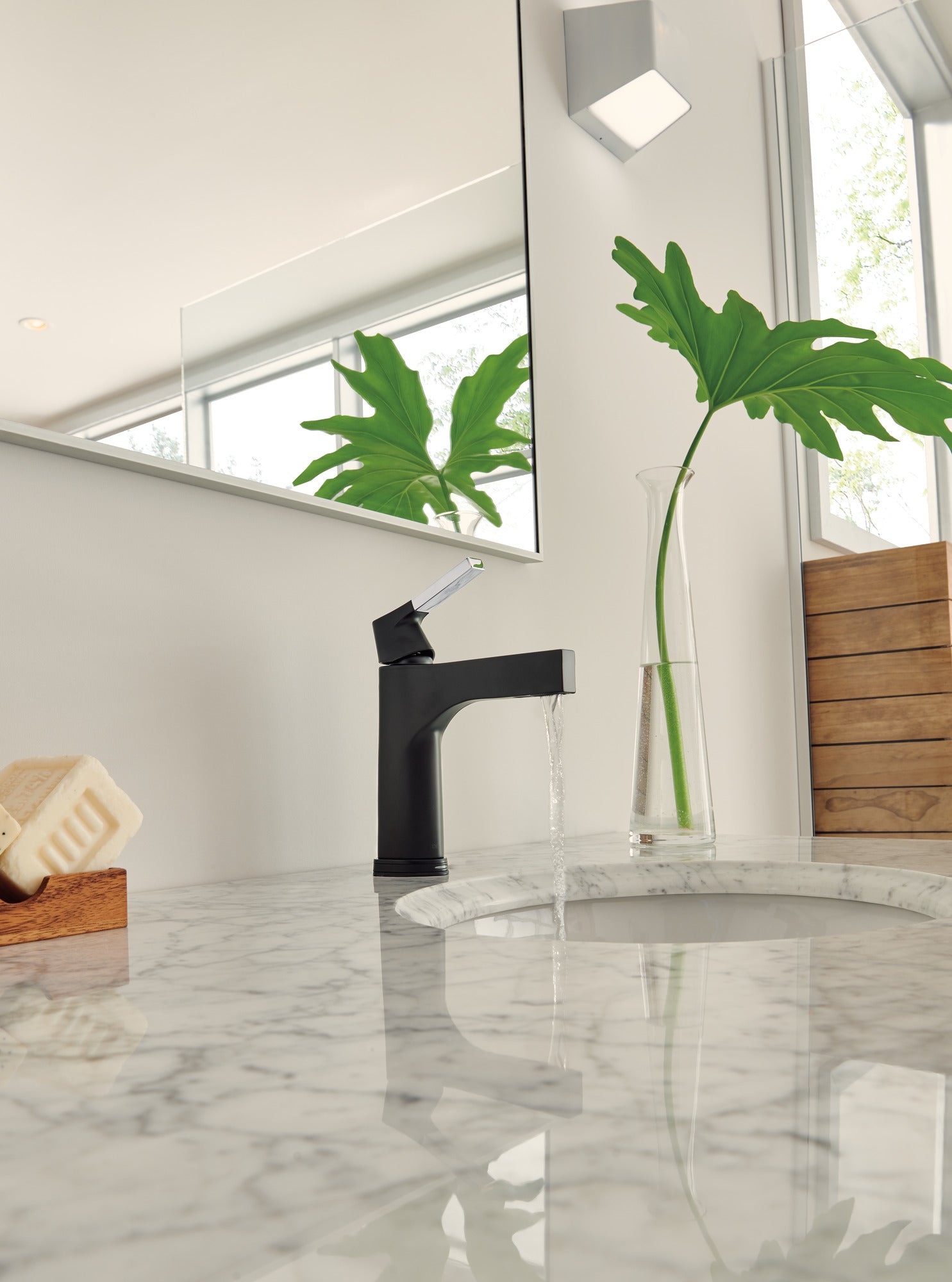 chrome / matte black bathroom faucet