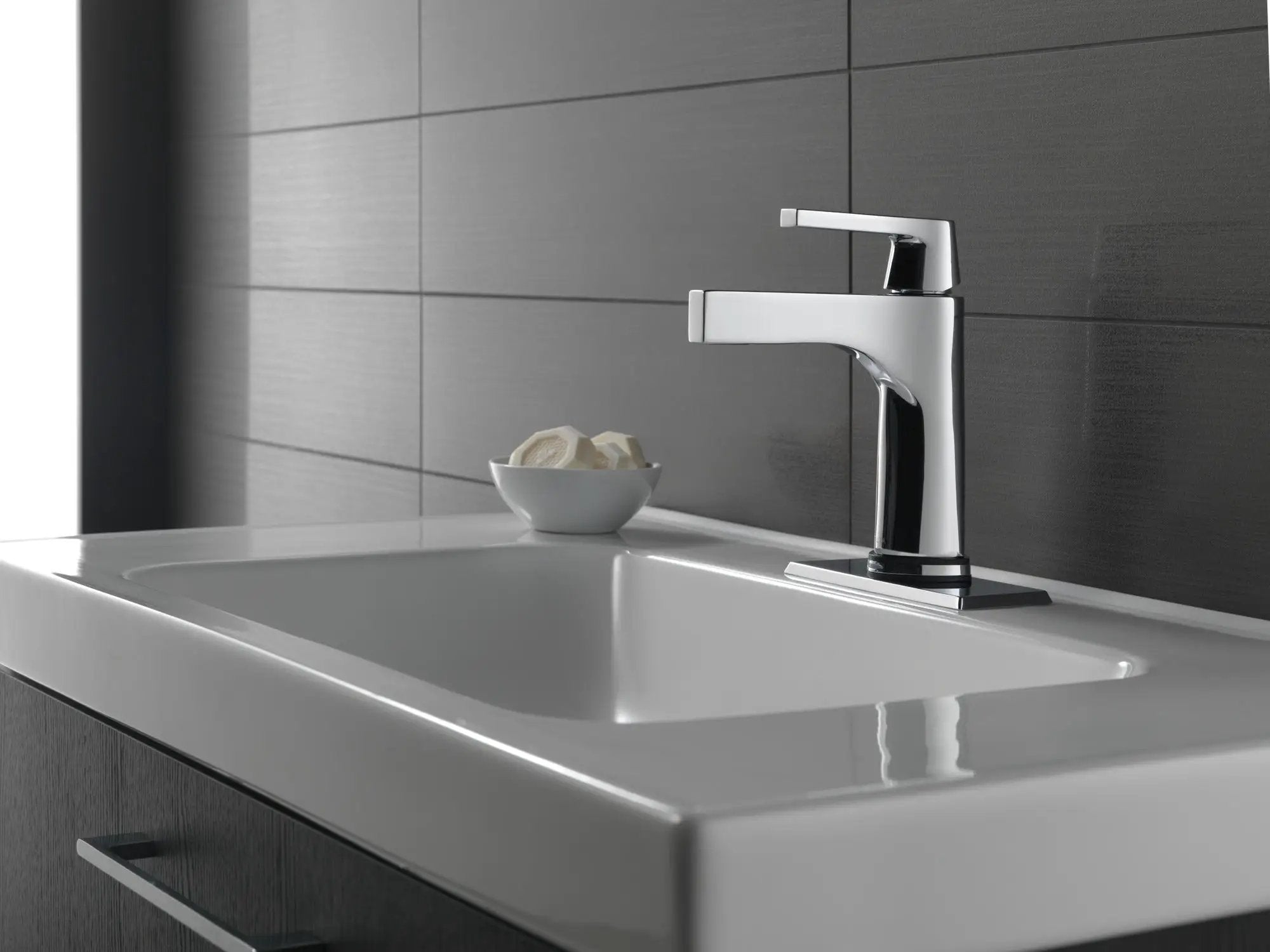 chrome bathroom faucet