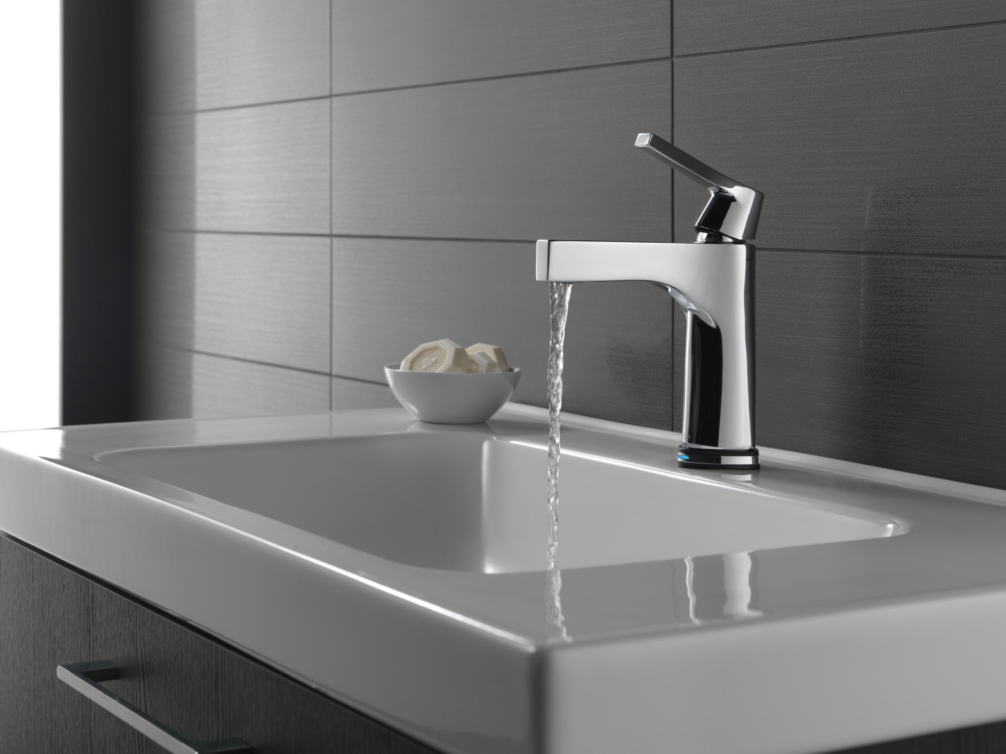 chrome bathroom faucet