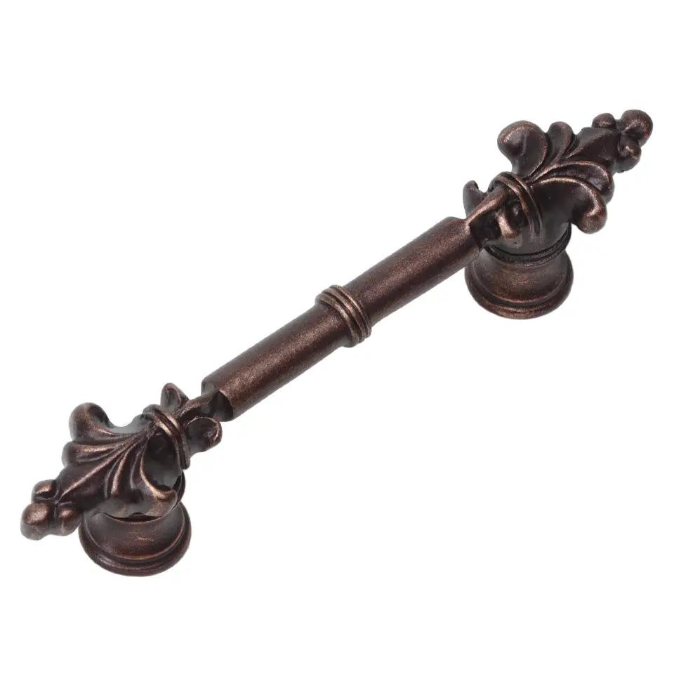 Carpe Diem Charlemagne Classic Pull with Small Fleur De Lys On Ends by Carpe Diem