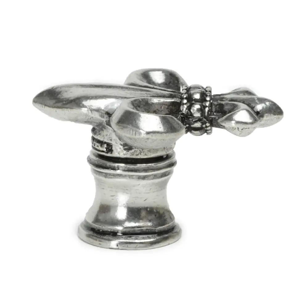 chalice cabinet knob