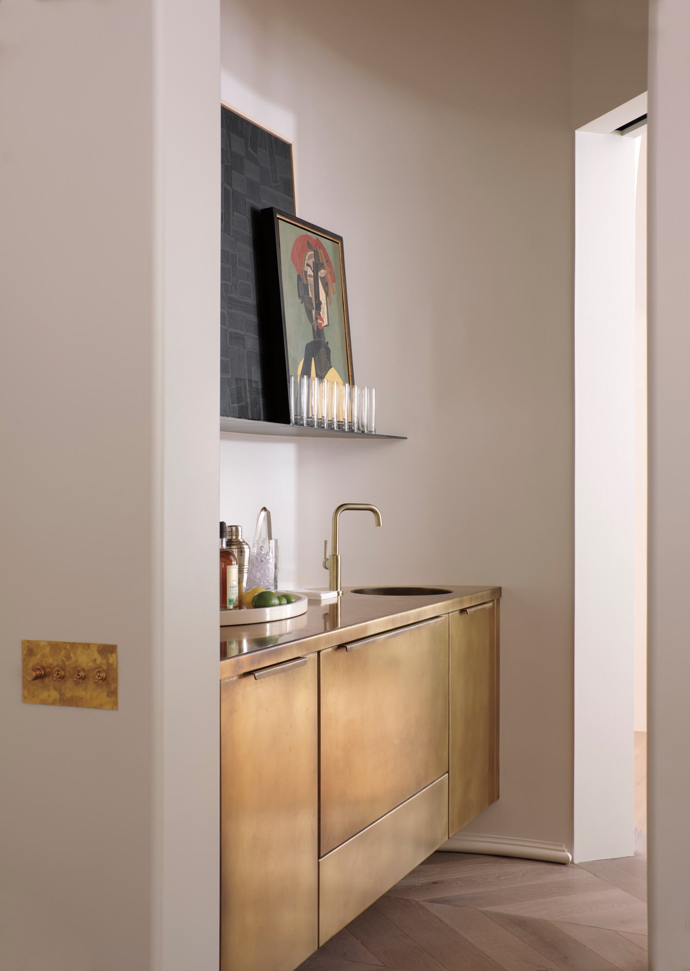 luxe gold bar faucet