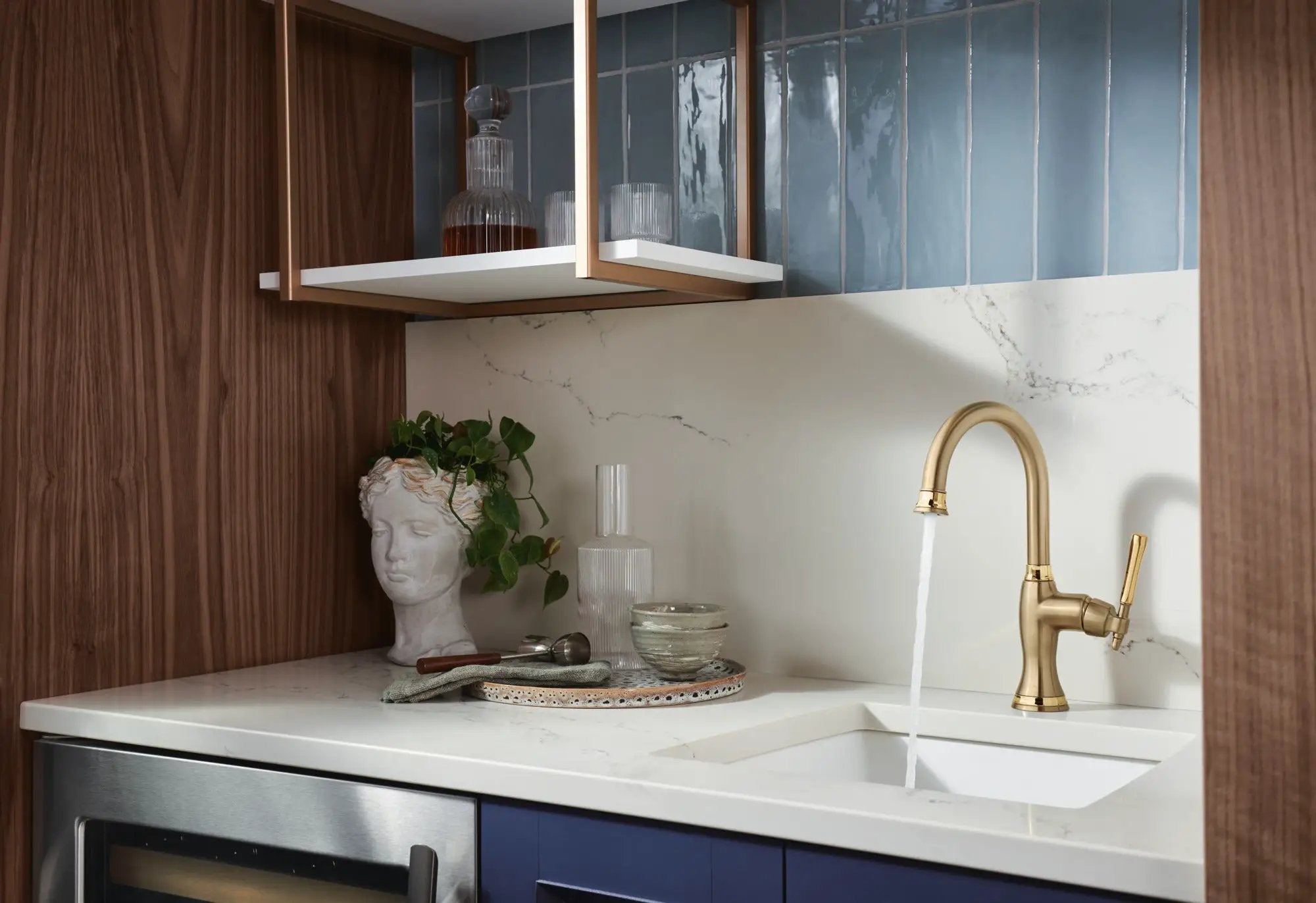polished gold drawer knob