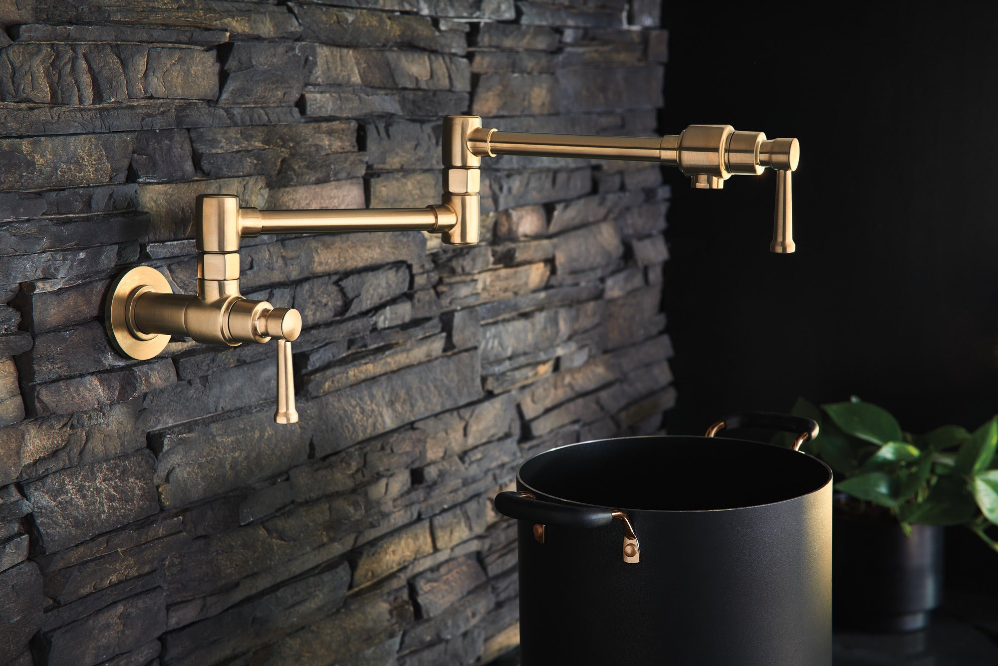 luxe gold pot filler