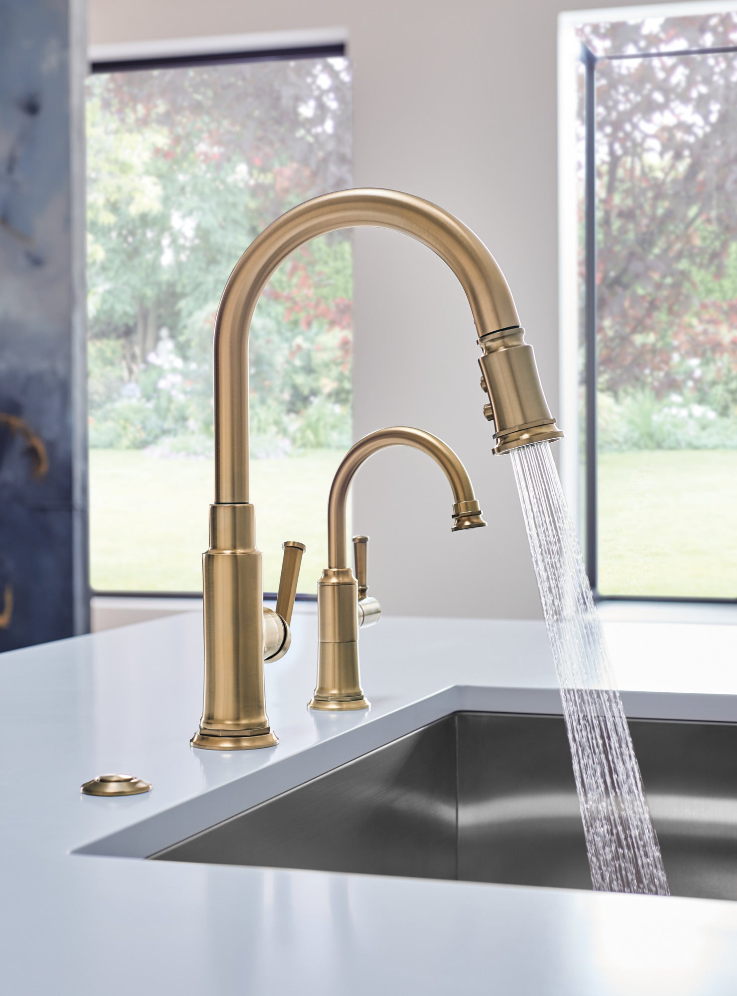 luxe gold pull-down faucet