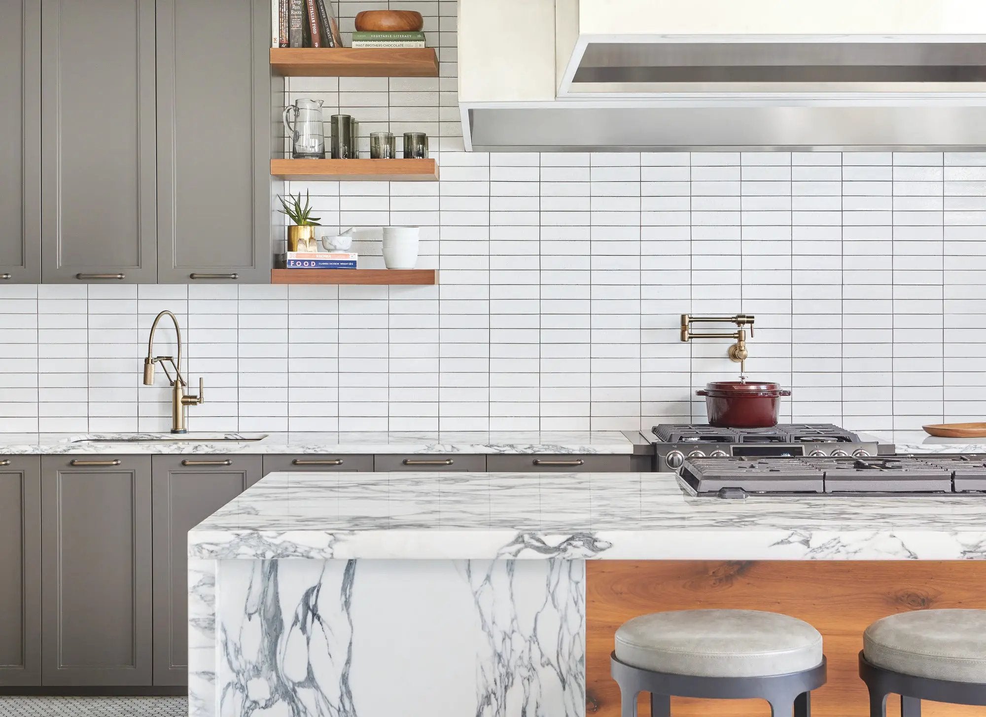 luxe gold articulating faucet