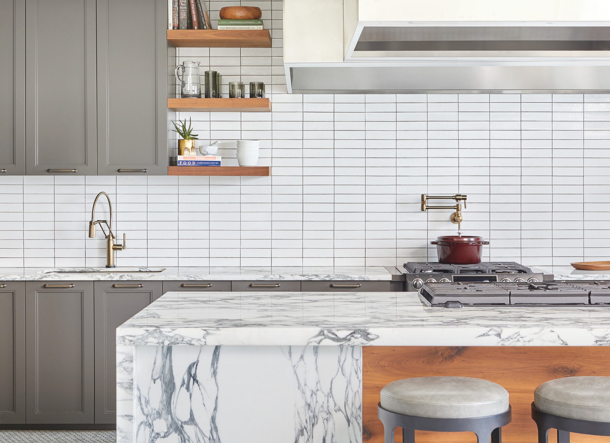 luxe gold articulating faucet