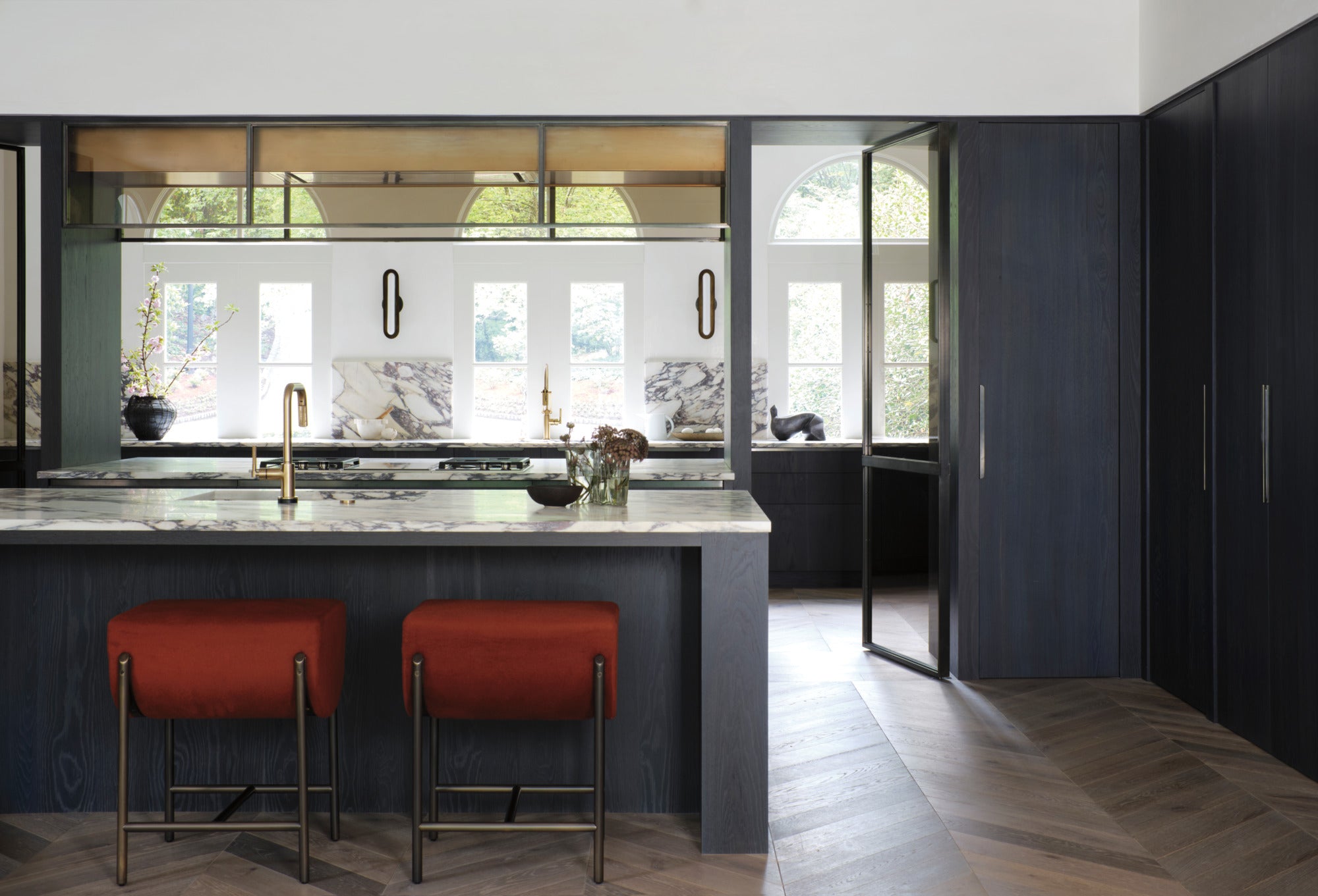 luxe gold kitchen faucet