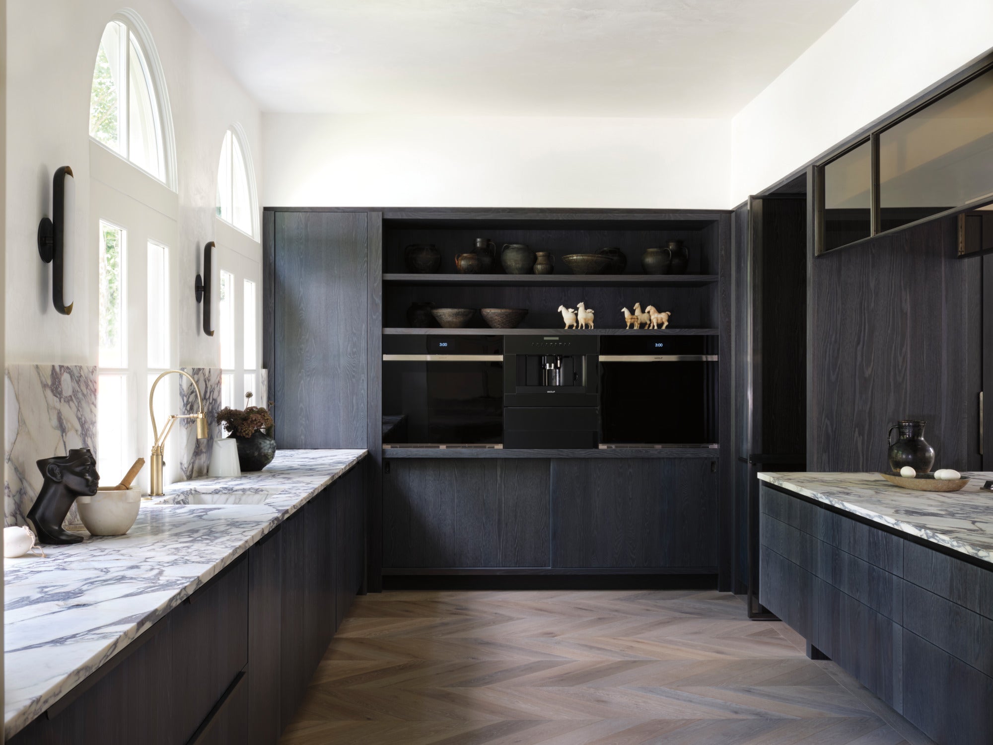 luxe gold articulating faucet