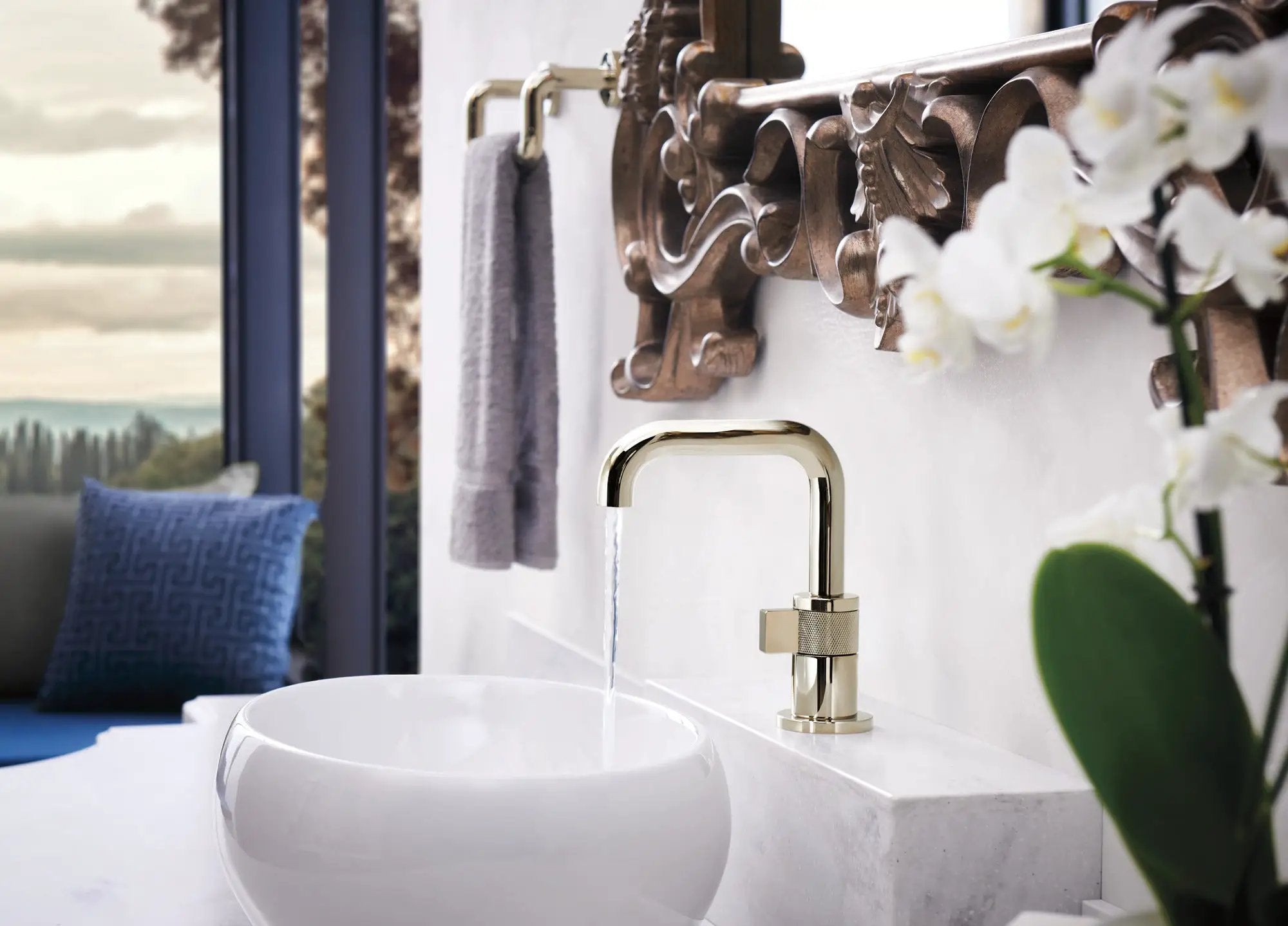 polished nickel lavatory faucet