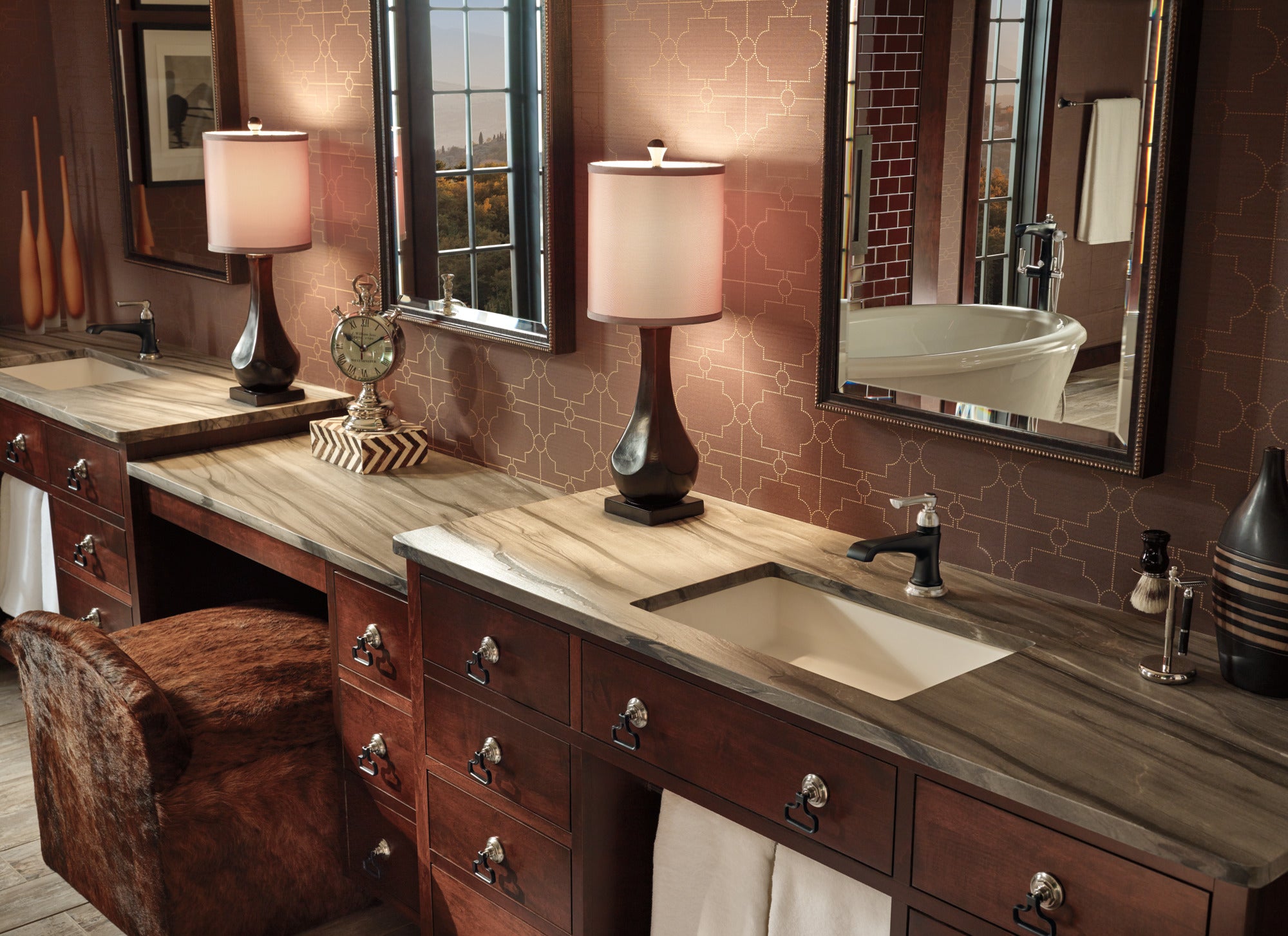 luxe nickel /matte black tub filler