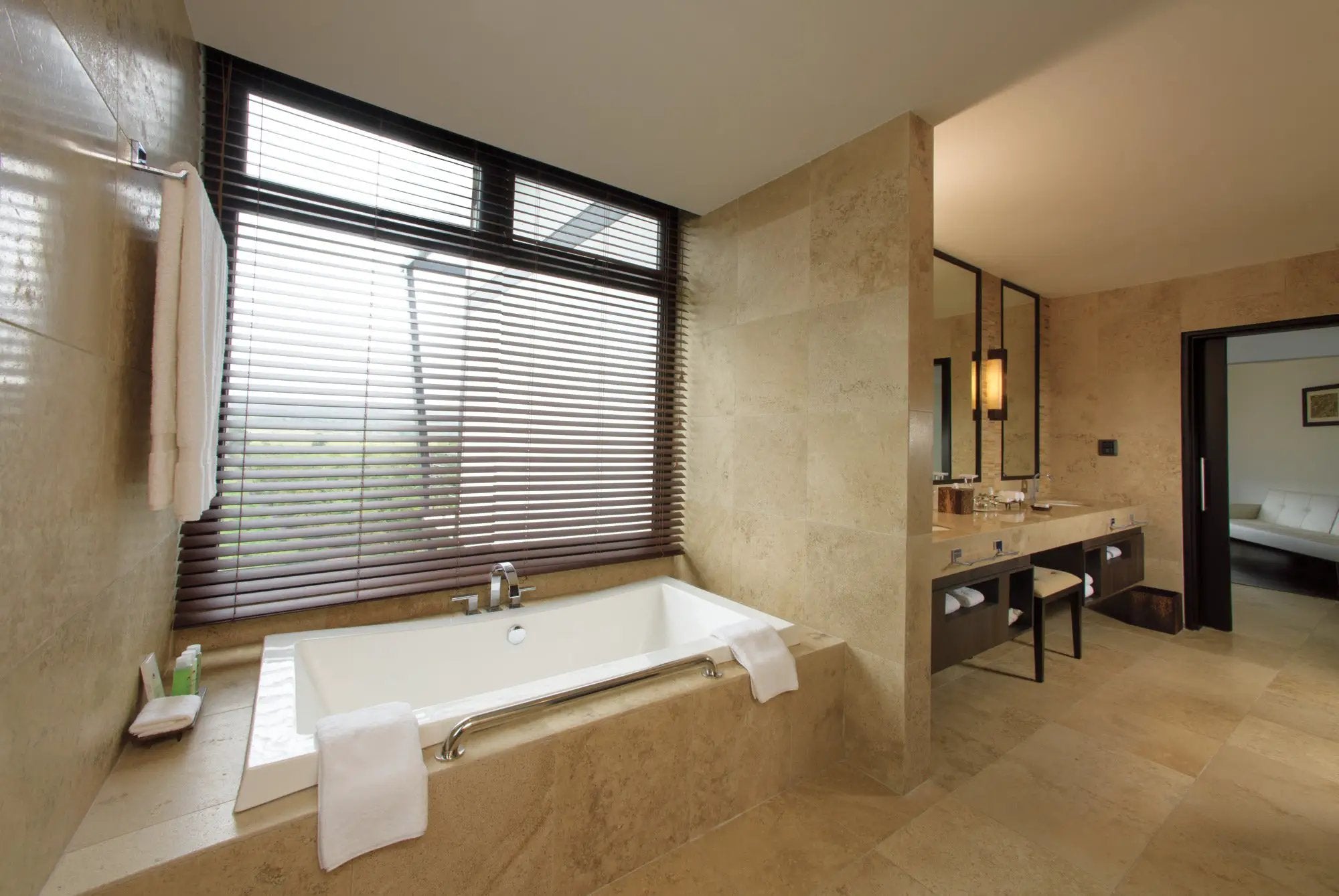 chrome towel bar