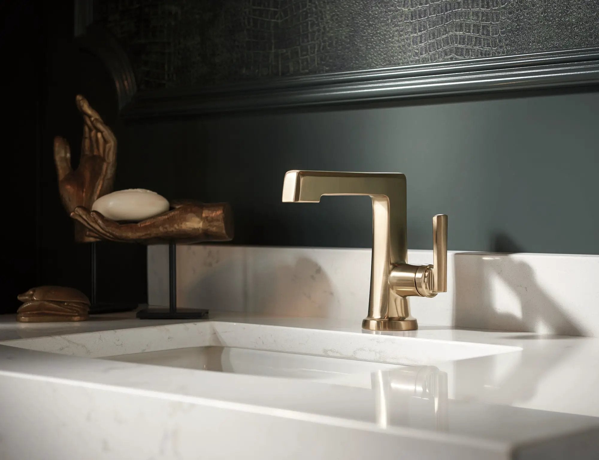 luxe gold lavatory faucet