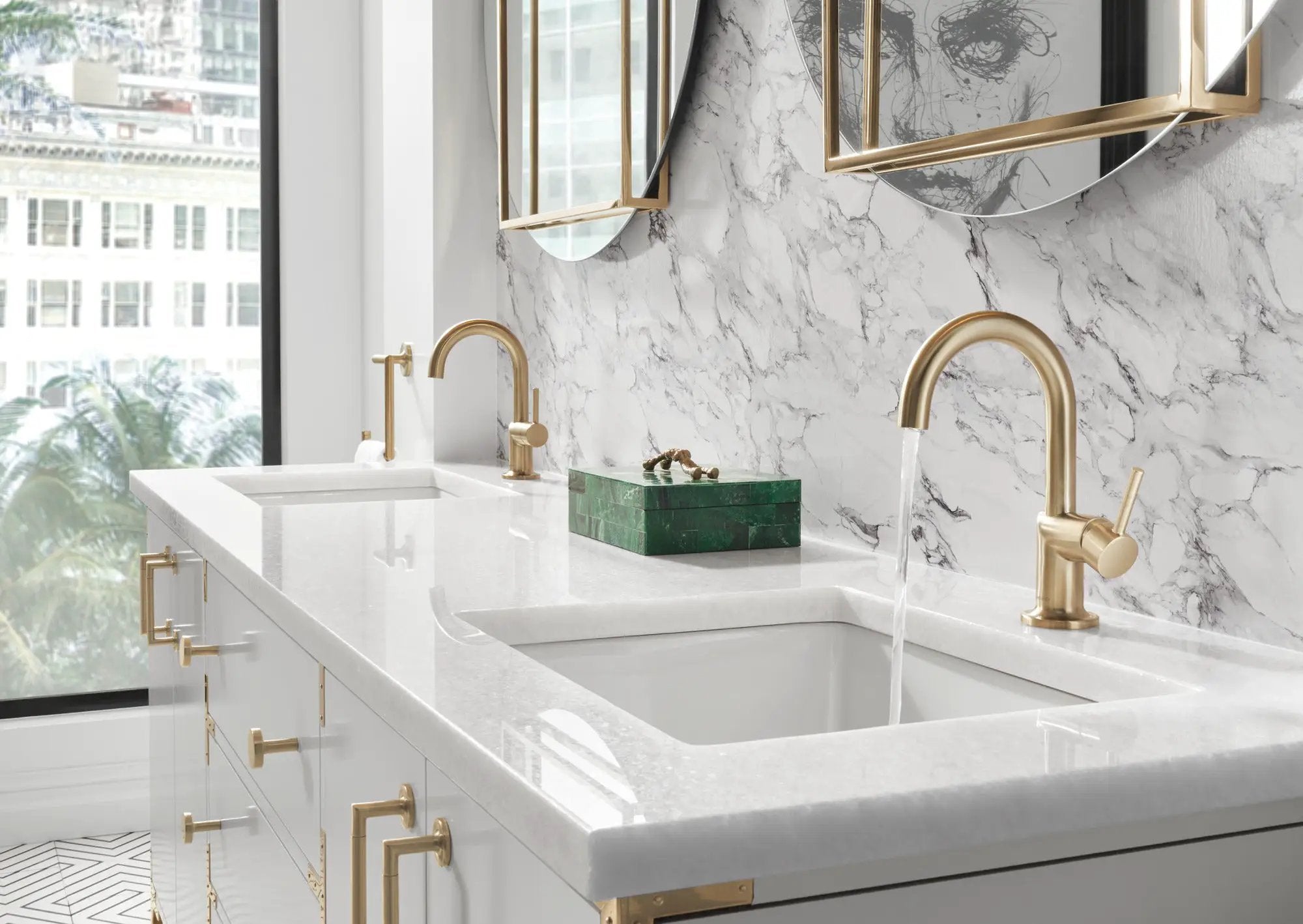 luxe gold lavatory faucet