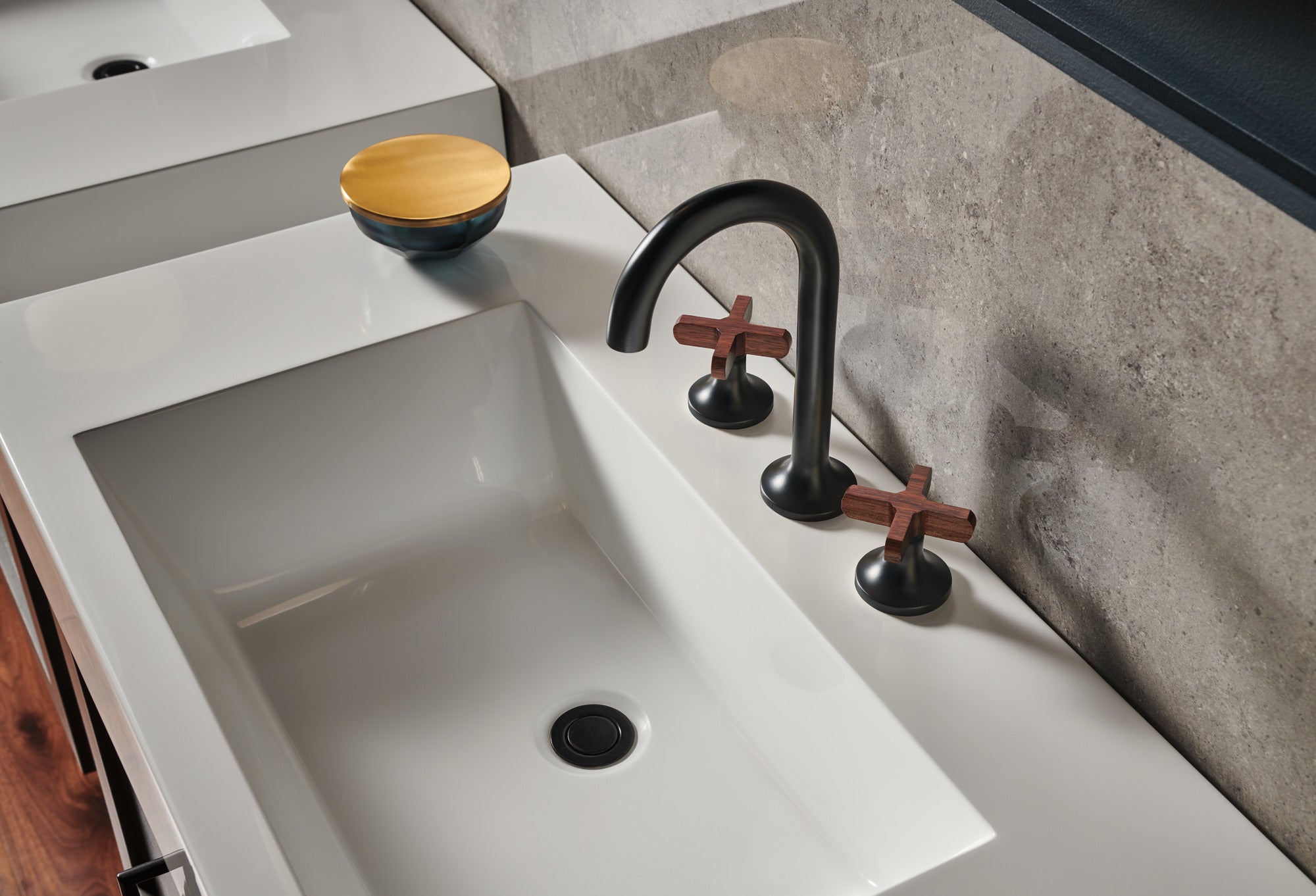 matte black lavatory faucet