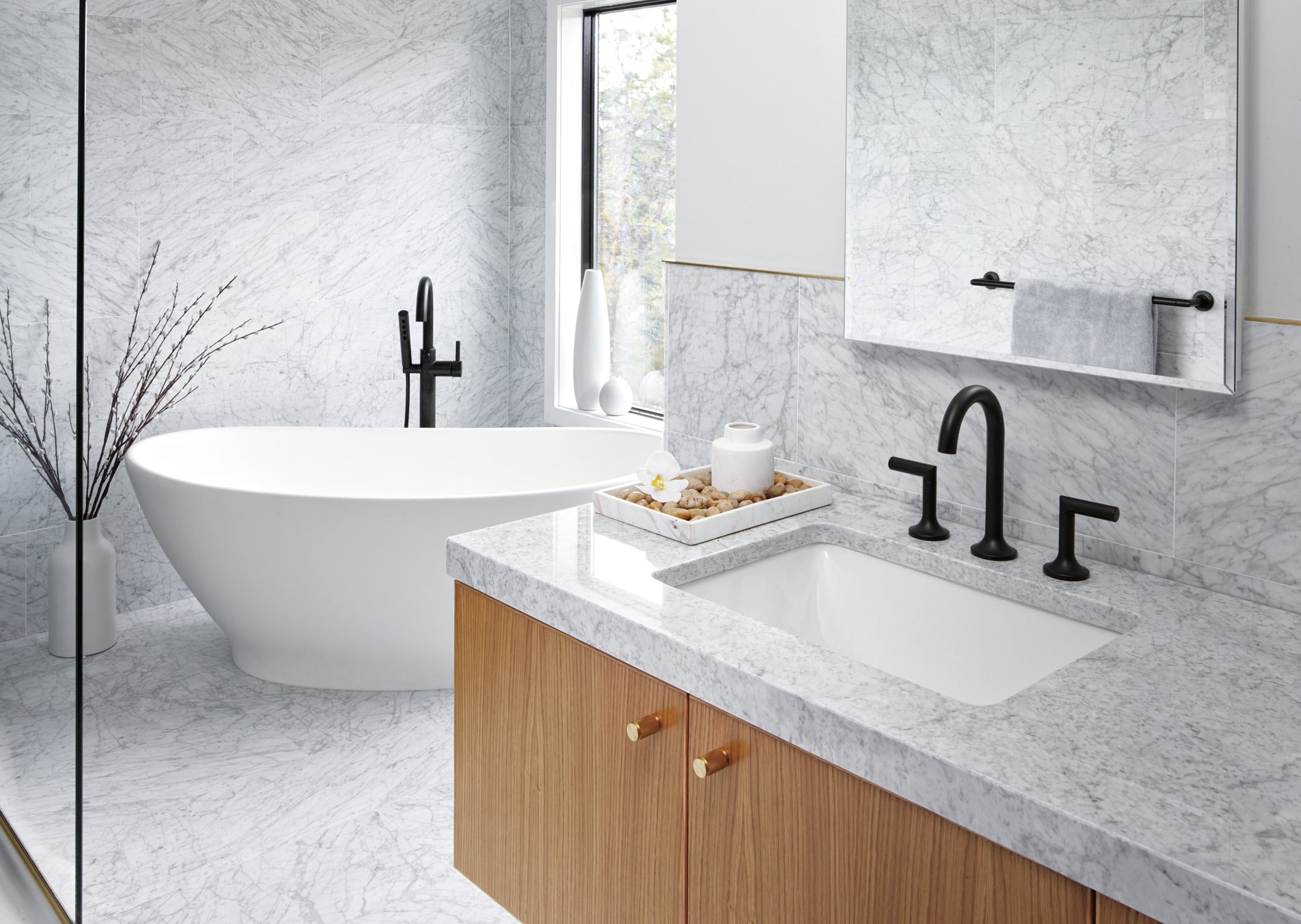 matte black towel bar