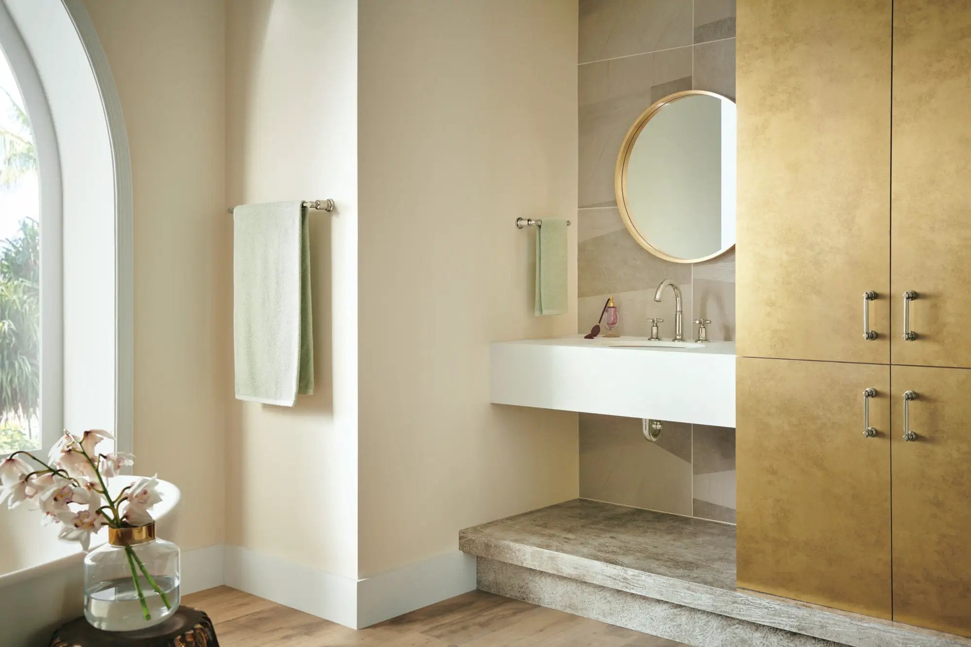 polished nickel lavatory faucet