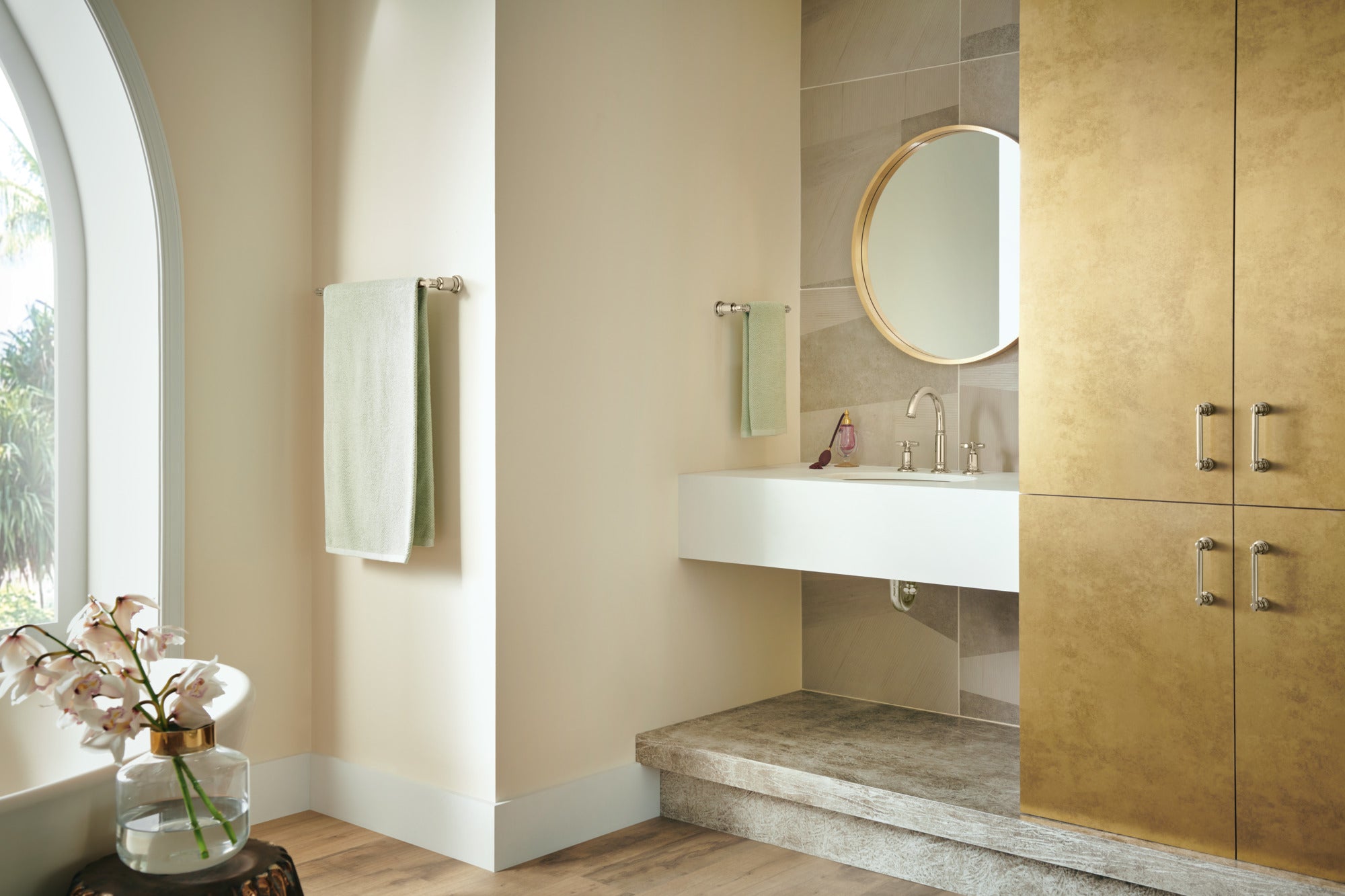 polished nickel lavatory faucet