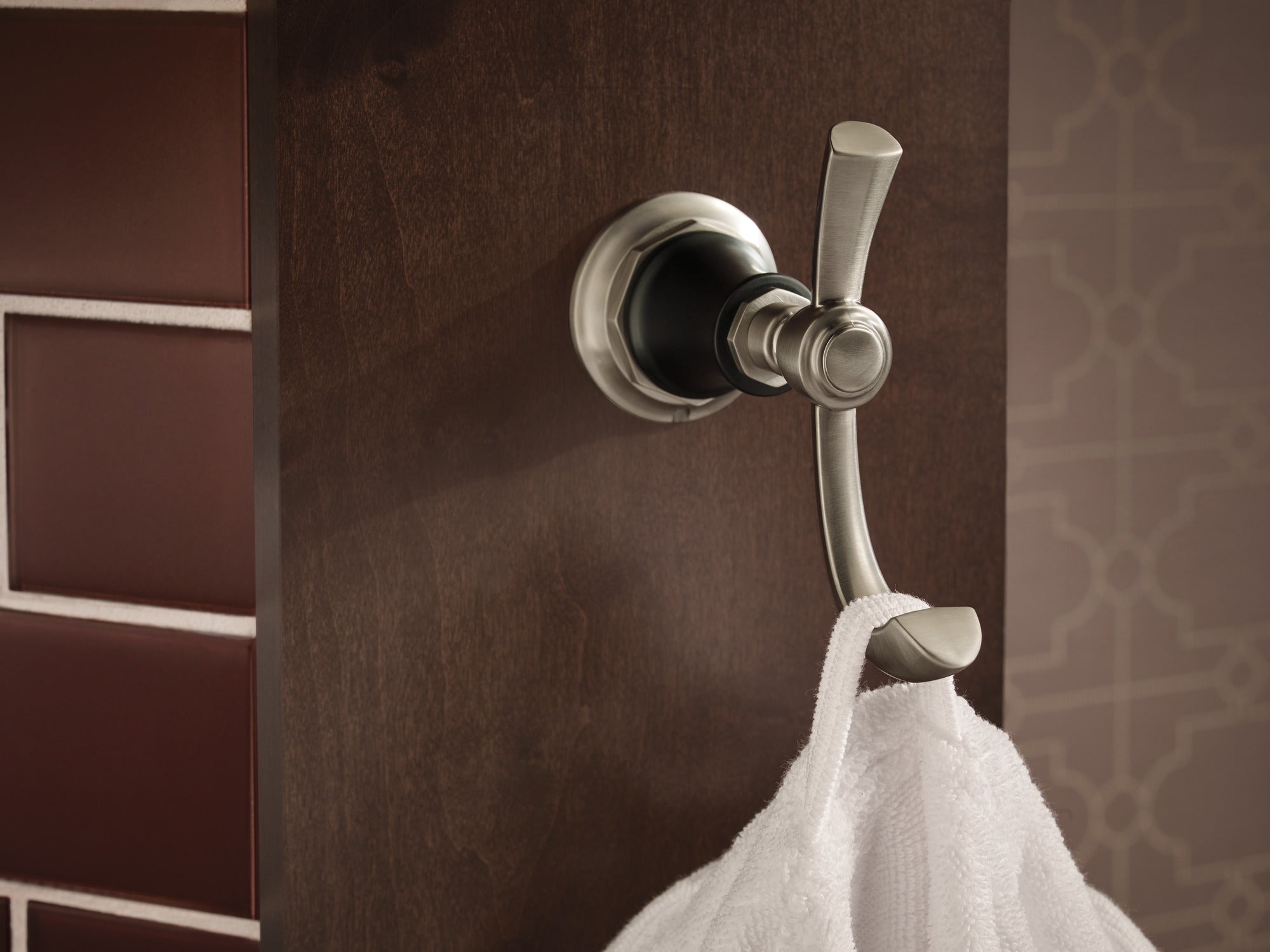 luxe nickel /matte black robe hook
