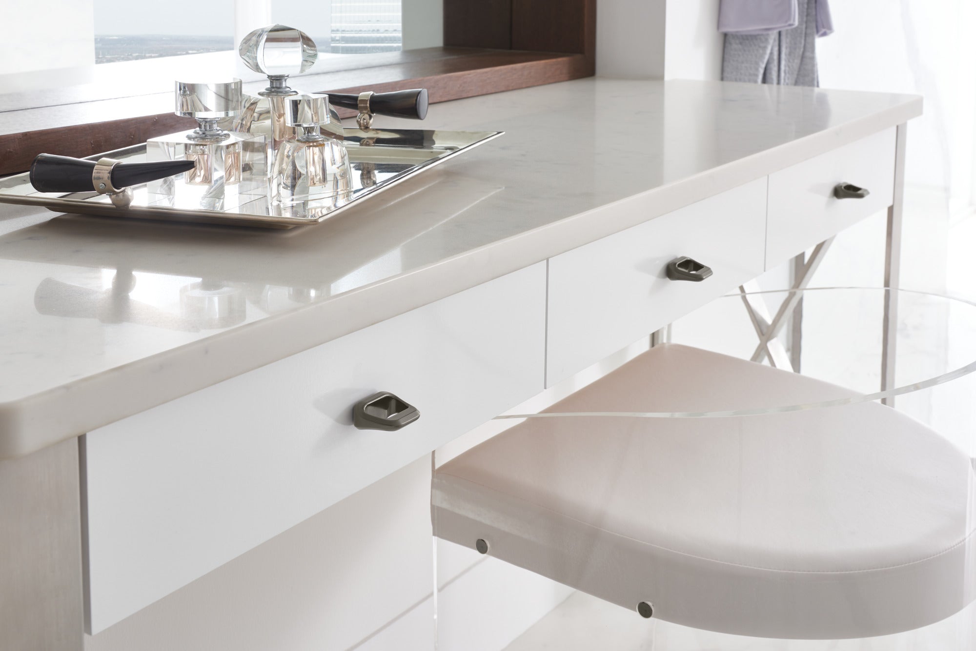 luxe steel drawer knob