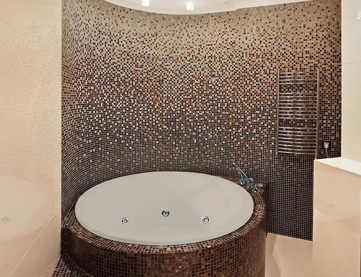 white bathtub