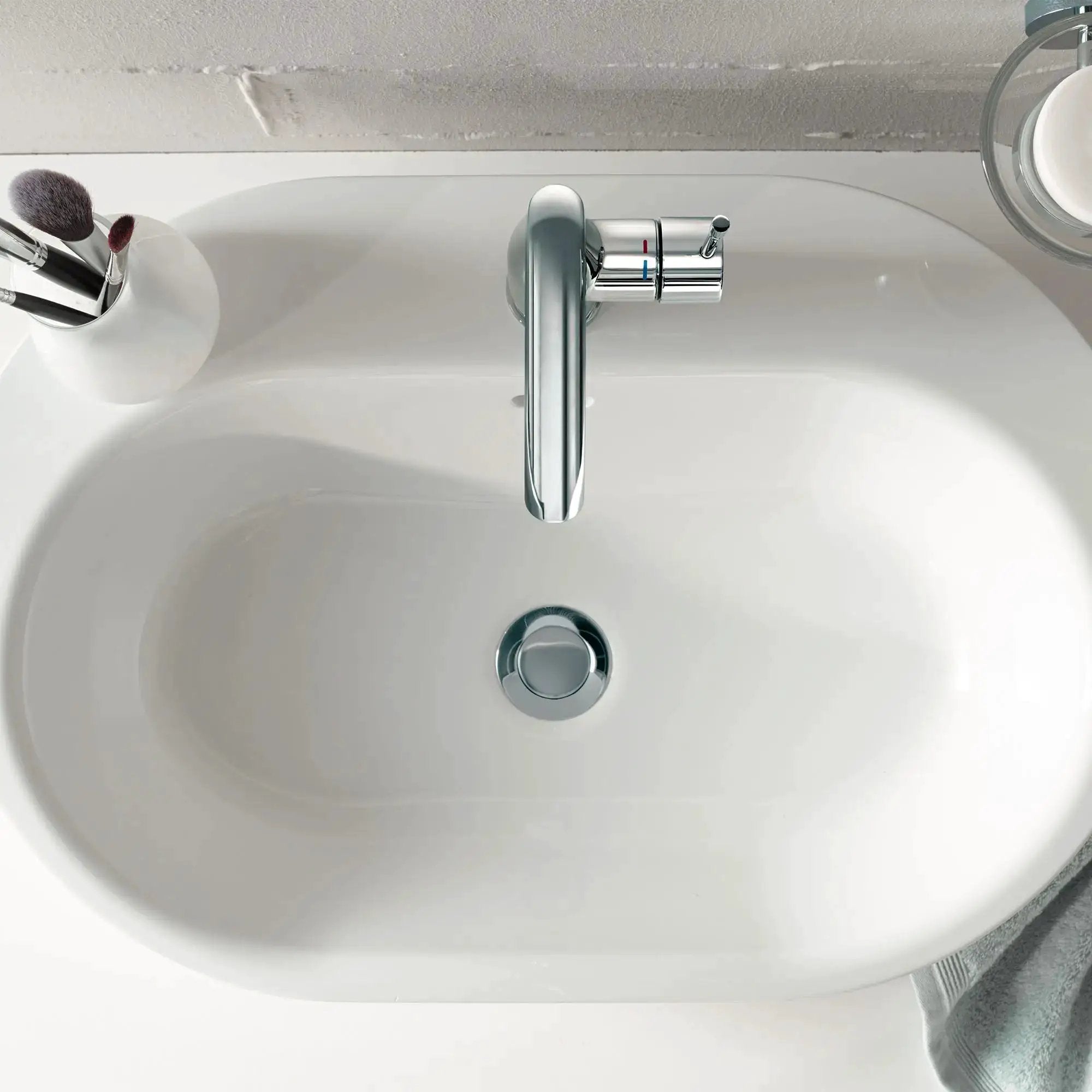 chrome bathroom faucet