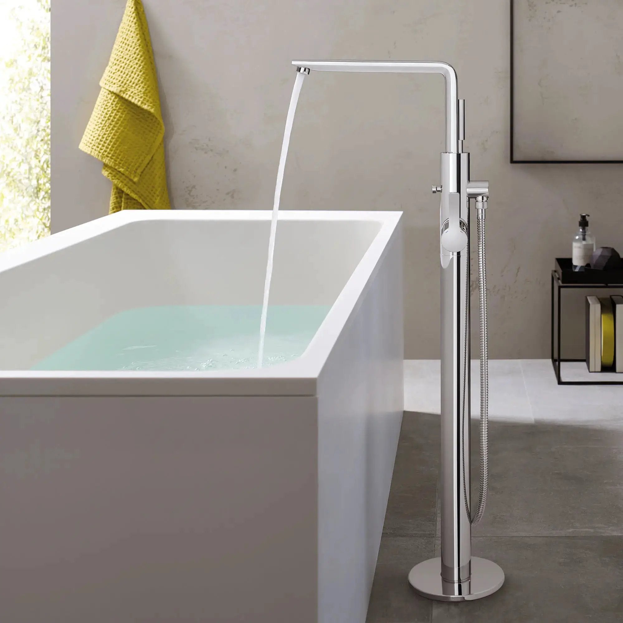 chrome tub faucet