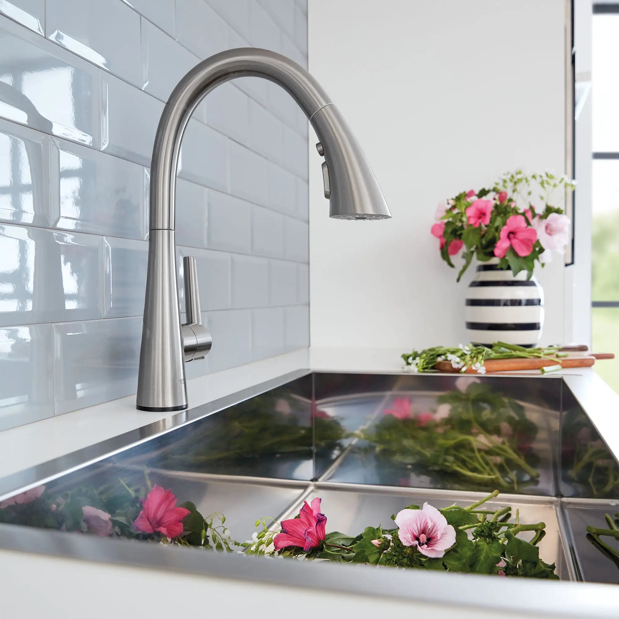 supersteel infinity kitchen faucet