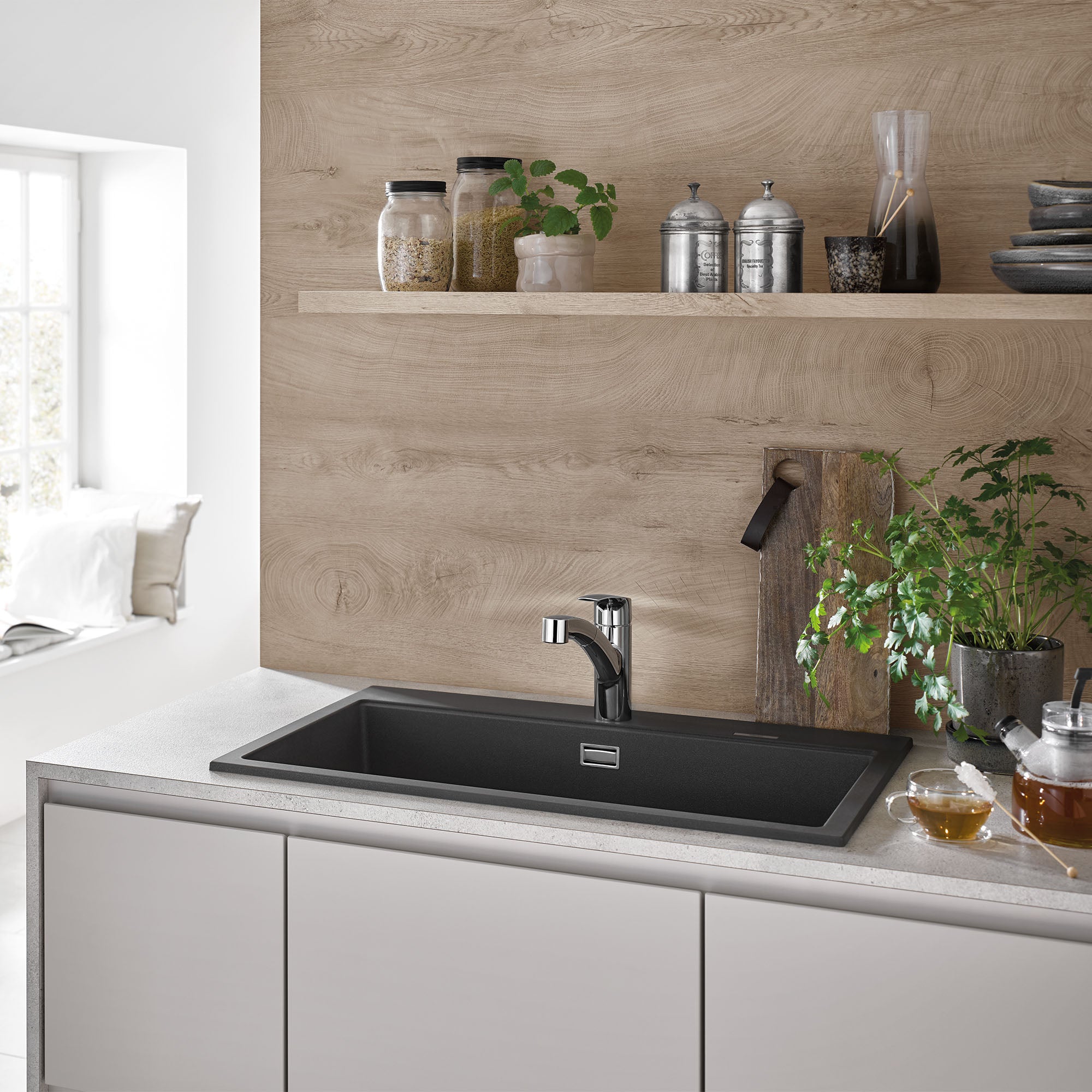 starlight chrome kitchen faucet