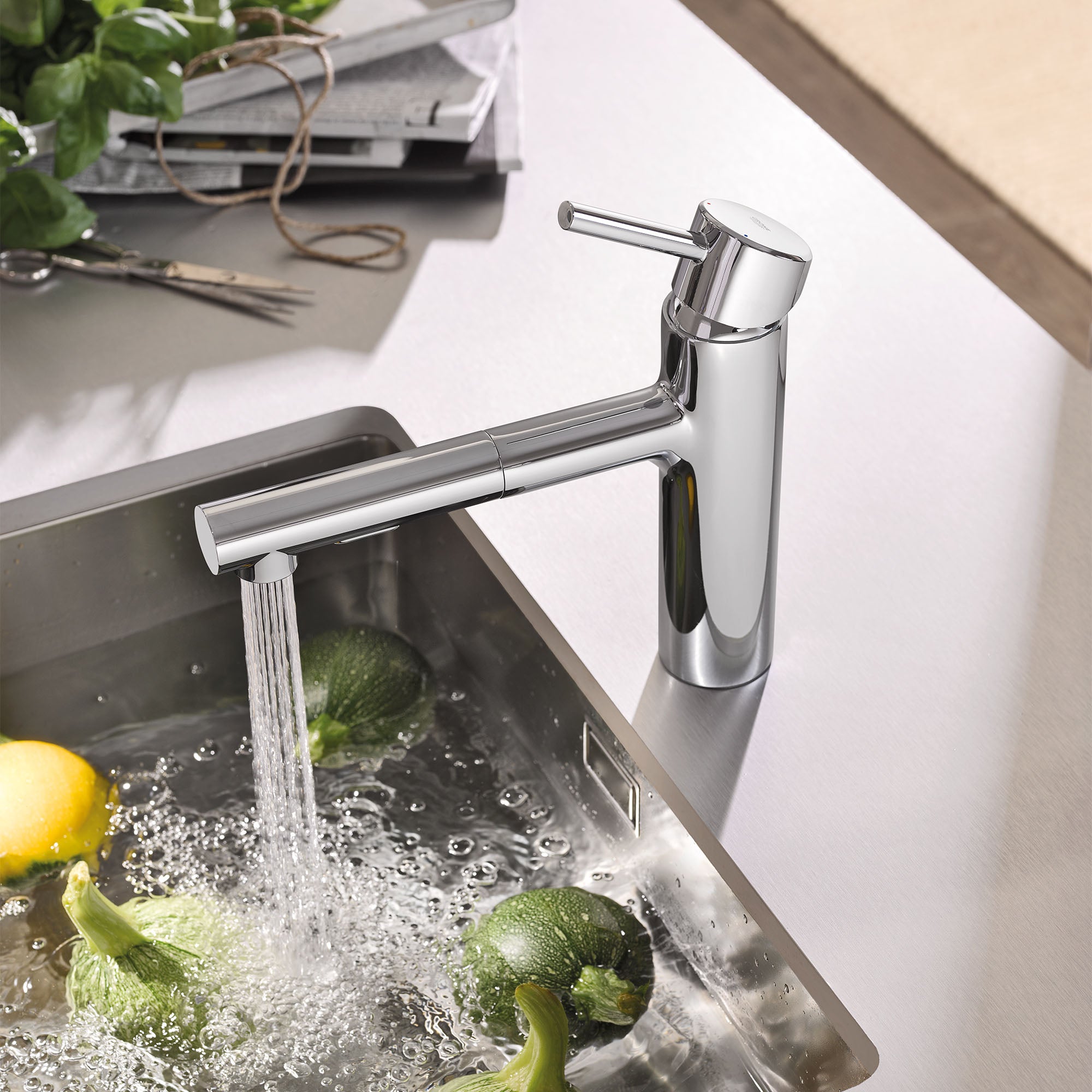 starlight chrome kitchen faucet