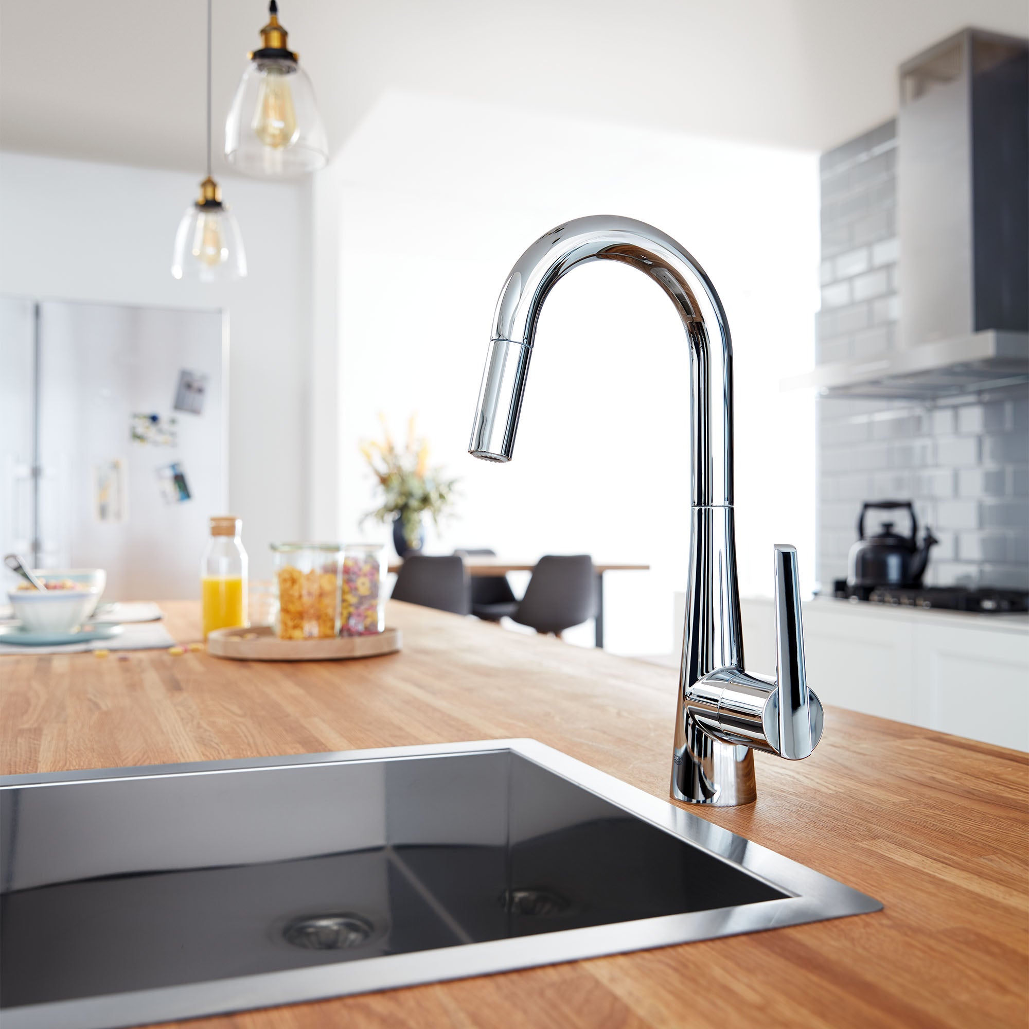 starlight chrome kitchen faucet