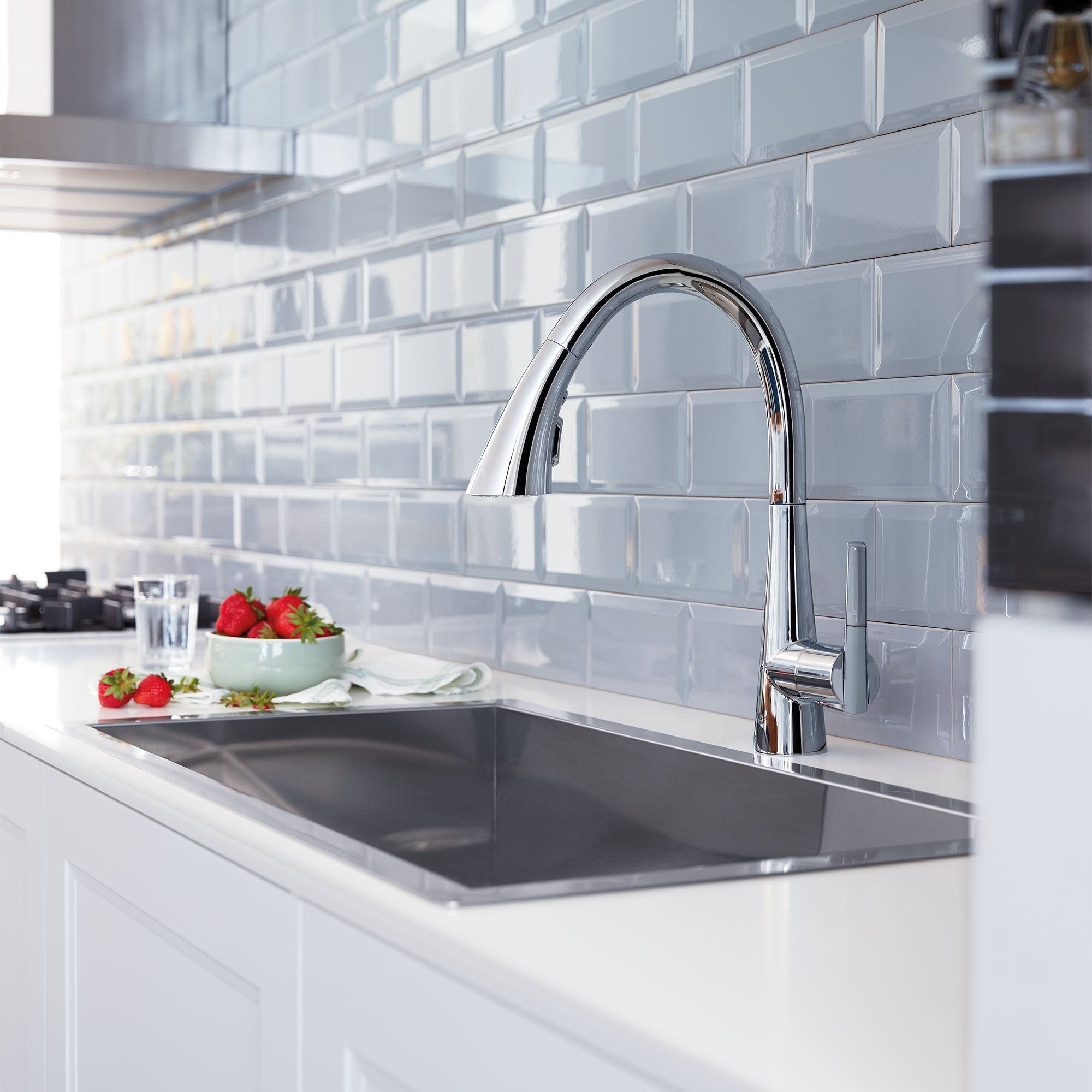starlight chrome kitchen faucet