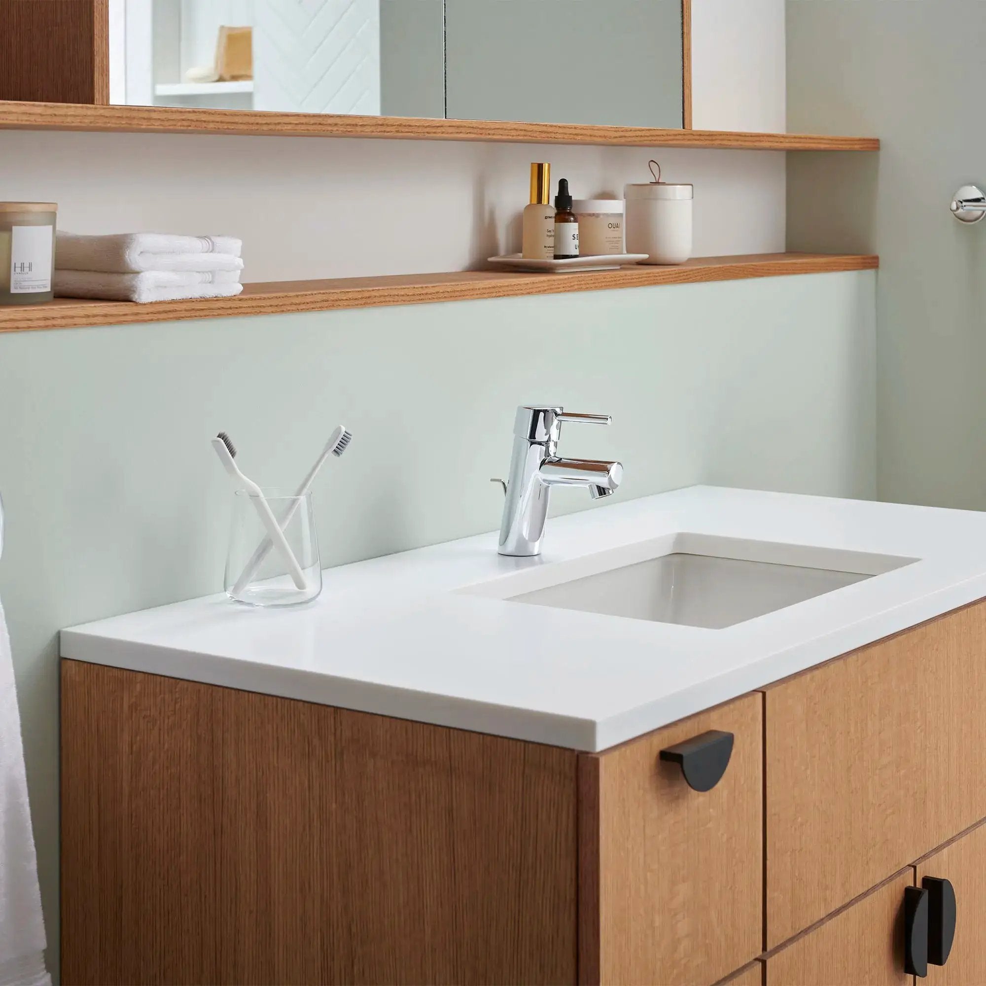 chrome bathroom faucet