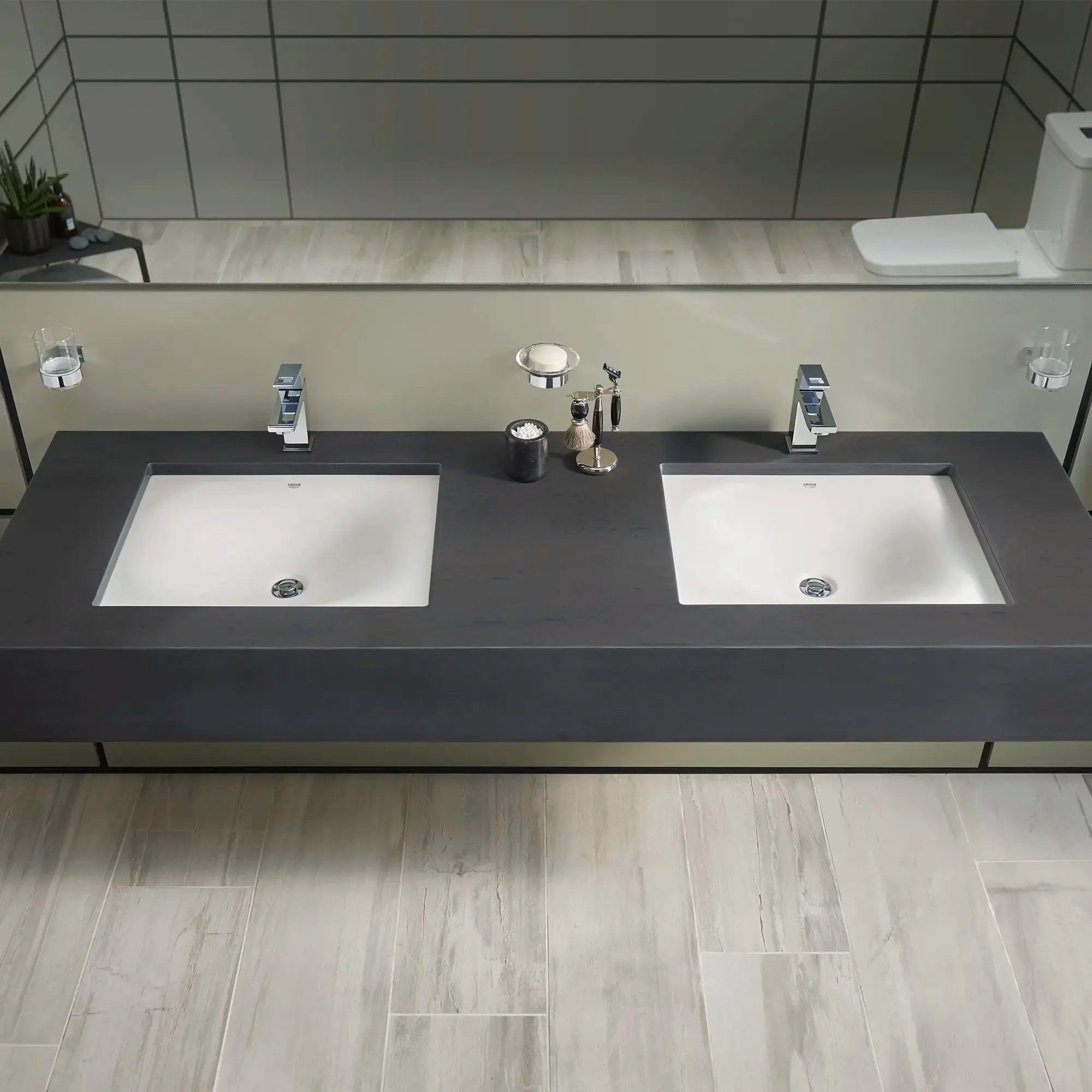 chrome bathroom faucet