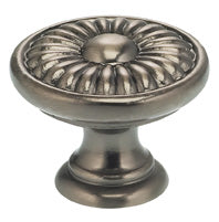 lacquered pewter knob