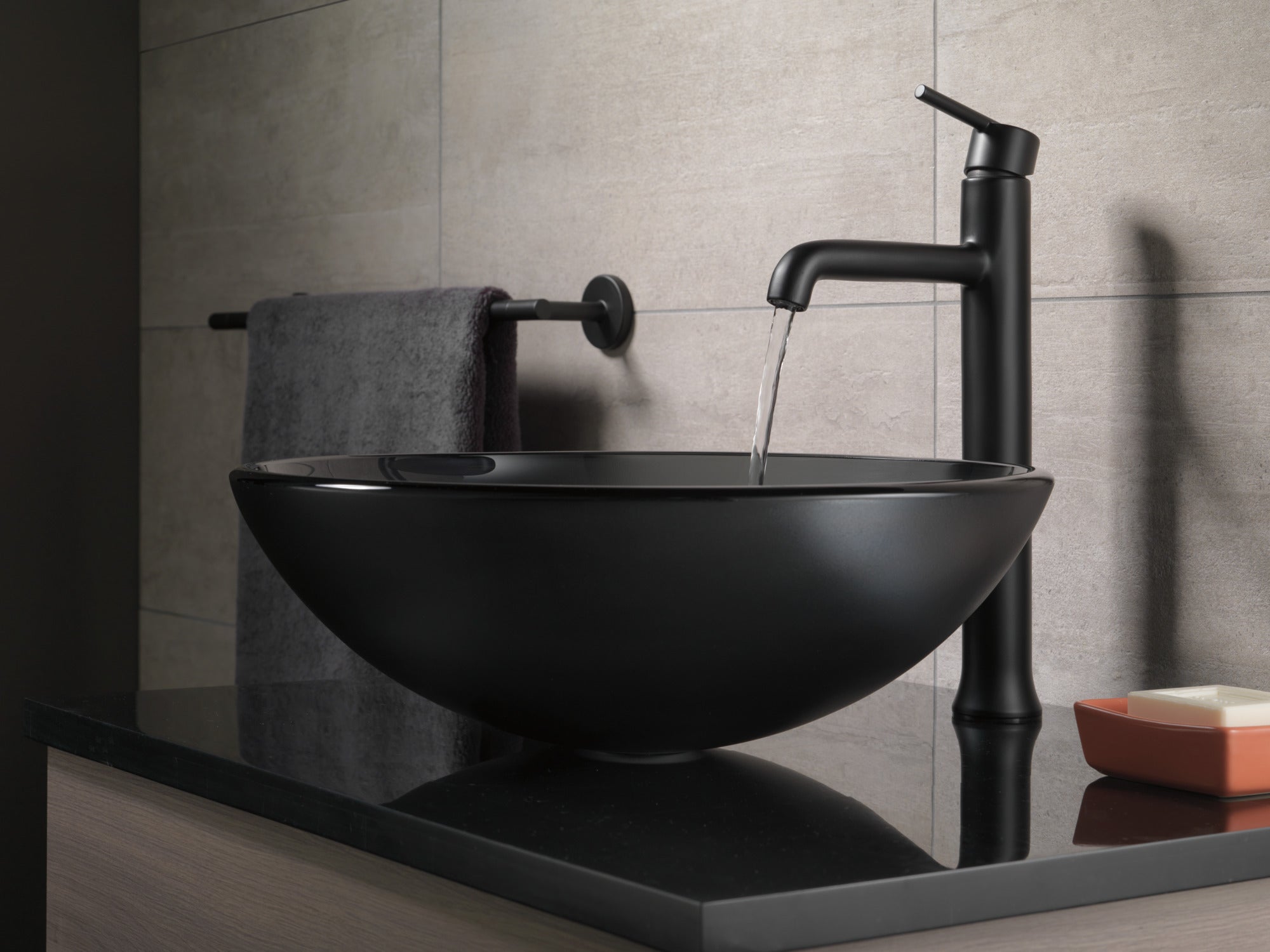 matte black bathroom faucet